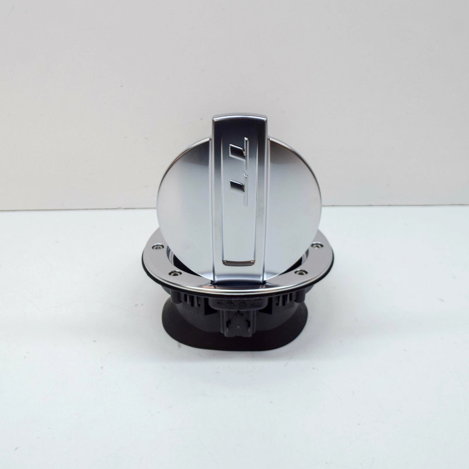 NEW AUDI TT FV MK3 REAR FUEL TANK FILLER DOOR 8S0809857E3Q7 ORIGINAL