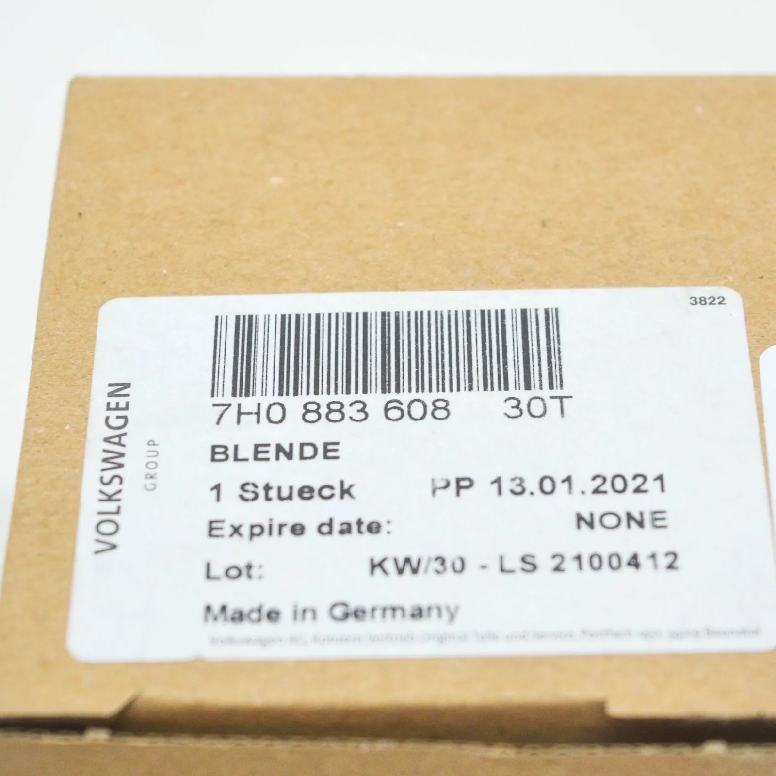 NEW VOLKSWAGEN TRANSPORTER V T5 FRONT RIGHT SEAT TRIM 7H088360830T ORIGINAL