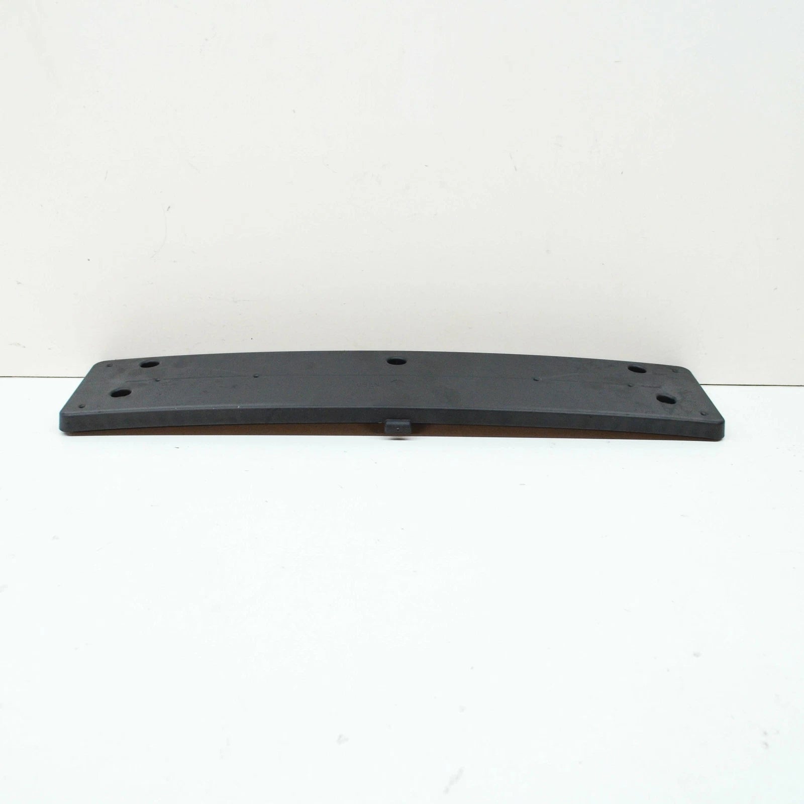 NEW BMW 7 G12 M FRONT BUMPER LICENSE PLATE HOLDER 51138061577 ORIGINAL