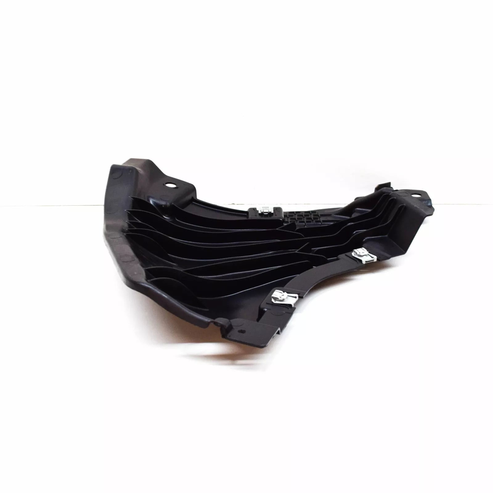 NEW MB E W213 FRONT LEFT ENGINE COMPARTMENT BOTTOM COVER A213520560064 ORIGINAL