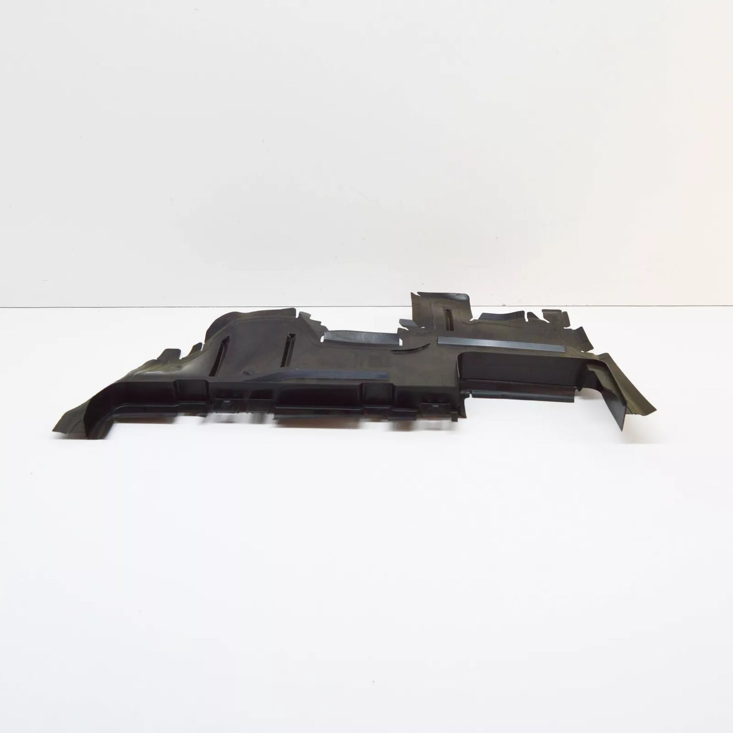 NEW AUDI A6 C7 RADIATOR RIGHT AIR GUIDE 4G0121284BF