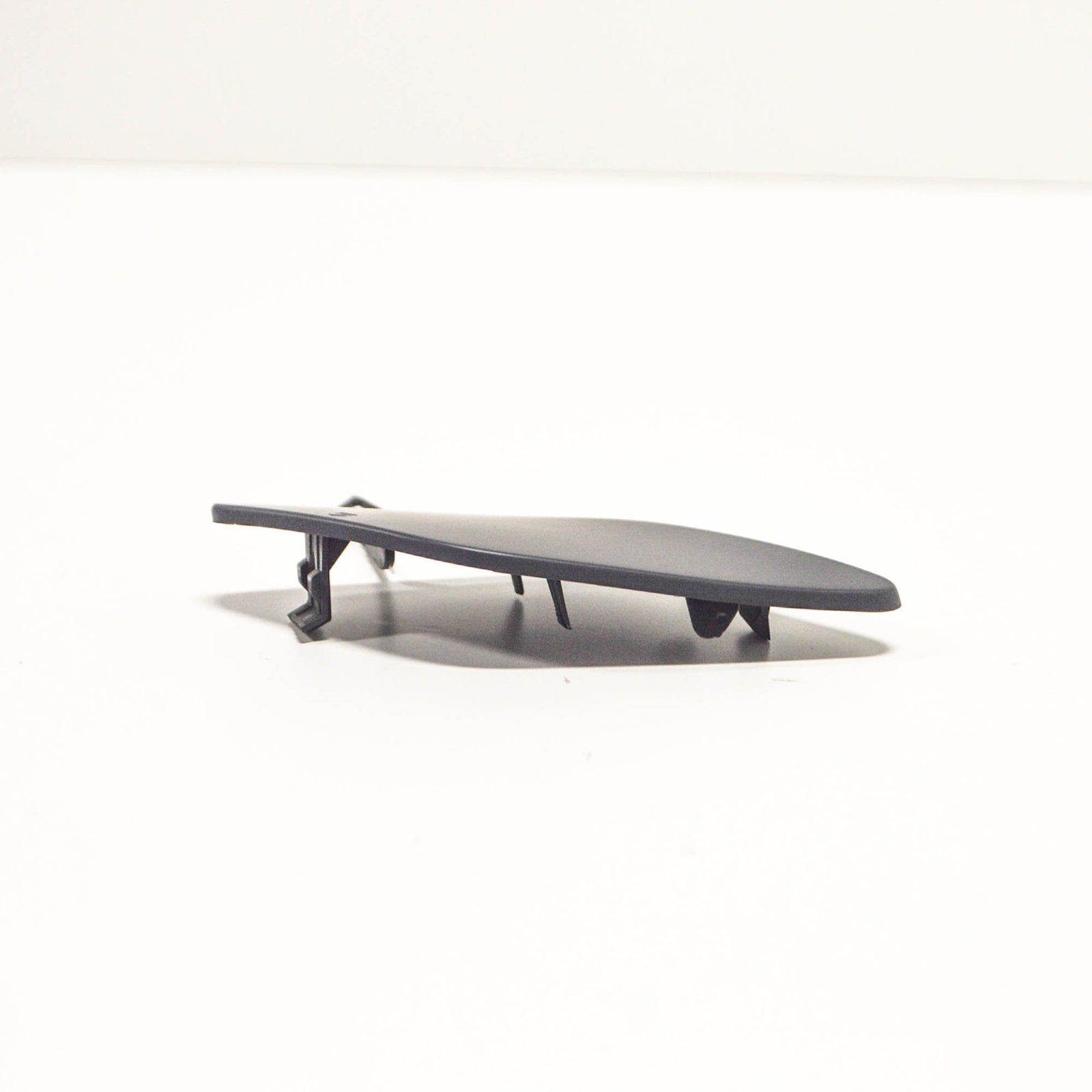 NEW MB E-CLASS W212 FRONT BUMPER TOW HOOK EYE COVER A21288501269999 2011