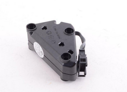 NEW VOLKSWAGEN JETTA A5 RADIO FREQUENCY JUNCTION 1K0035463D ORIGINAL