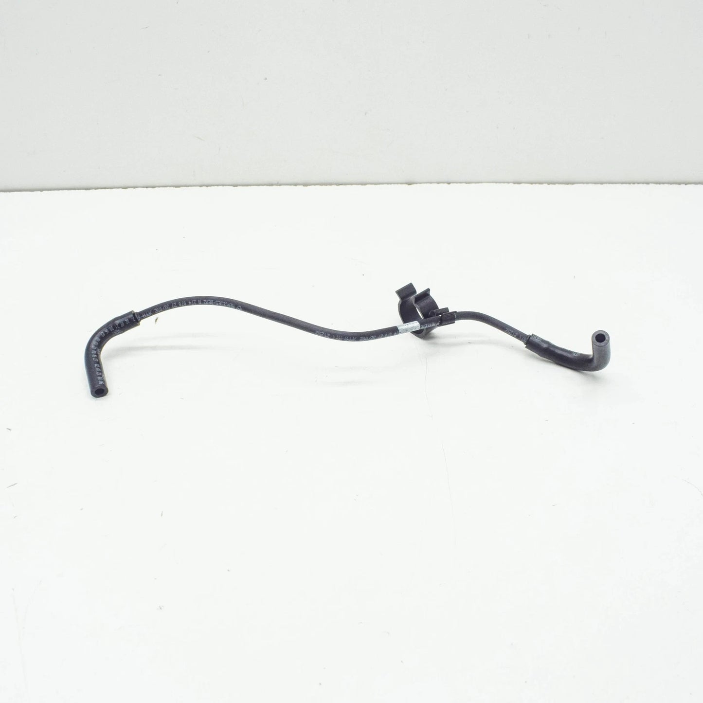 NEW MB C W204 TURBO TO PRESSURE TRANSDUCER VACUUM LINE A2740702732 ORIGINAL