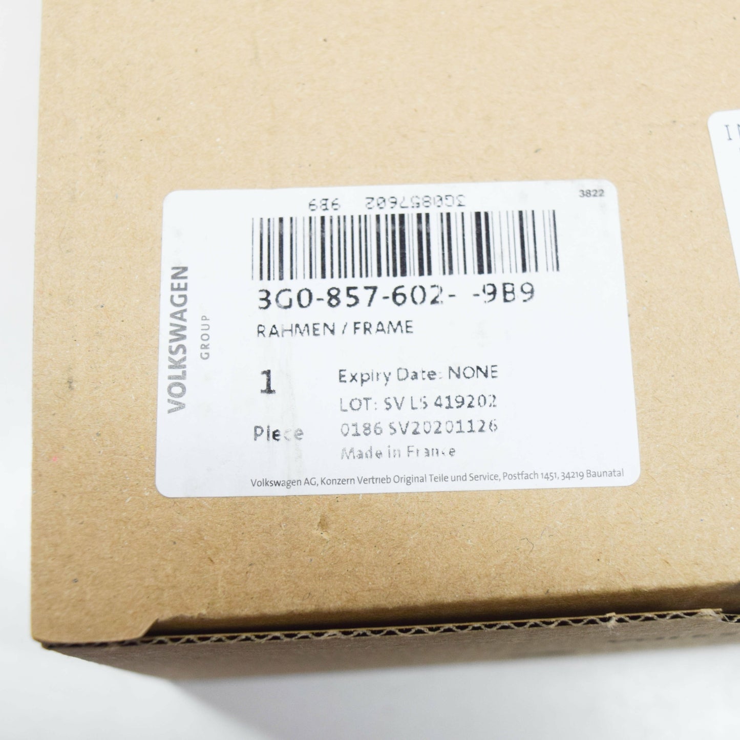 NEW VW PASSAT B8 FRONT RIGHT DOOR MIRROR INNER TRIM 3G08576029B9 ORIGINAL