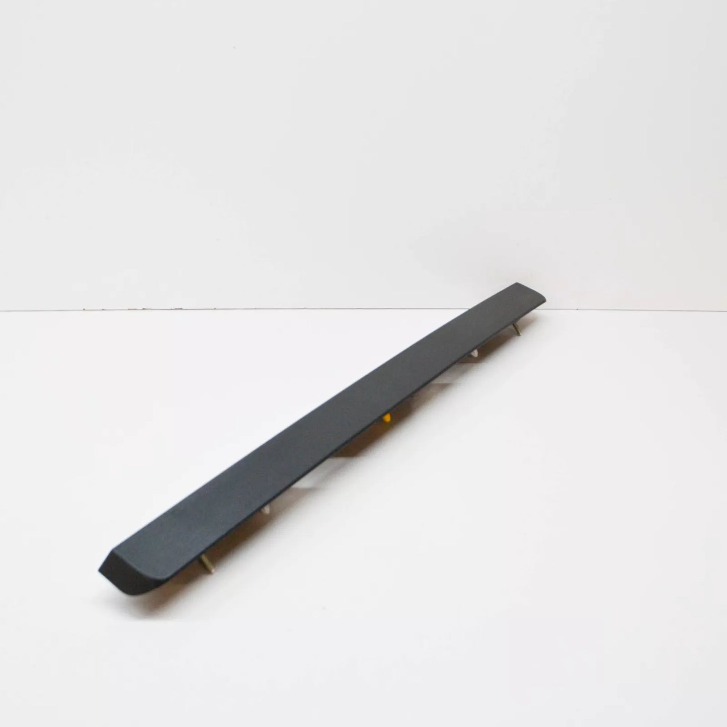 NEW MB SPRINTER 906 REAR LICENSE PLATE LAMP HANDLE TRIM A90674009009B51