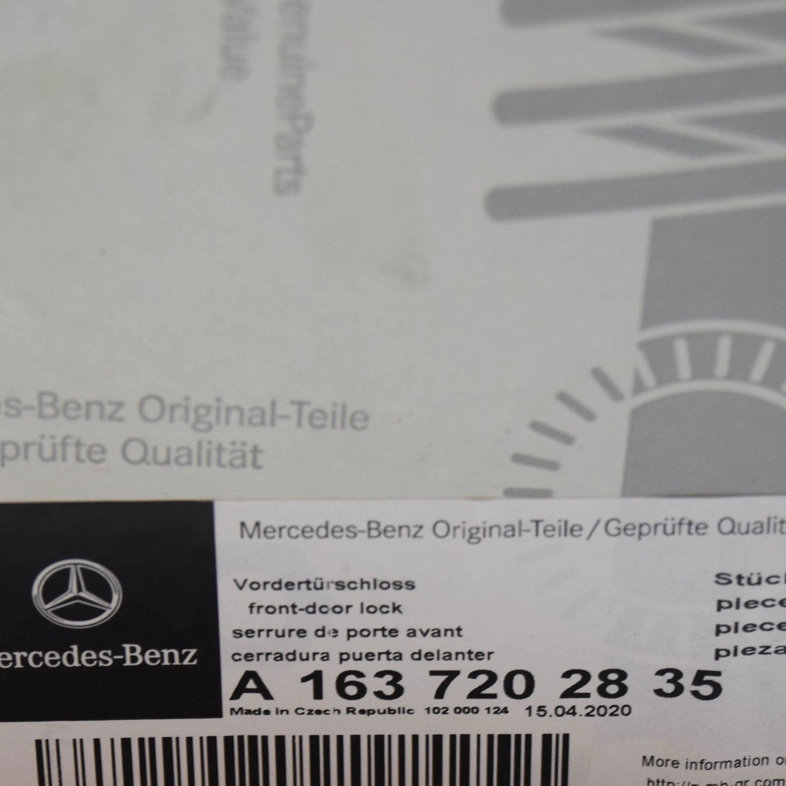 NEW MERCEDES-BENZ ML W163 FRONT RIGHT DOOR LOCK LHD A1637202835 ORIGINAL