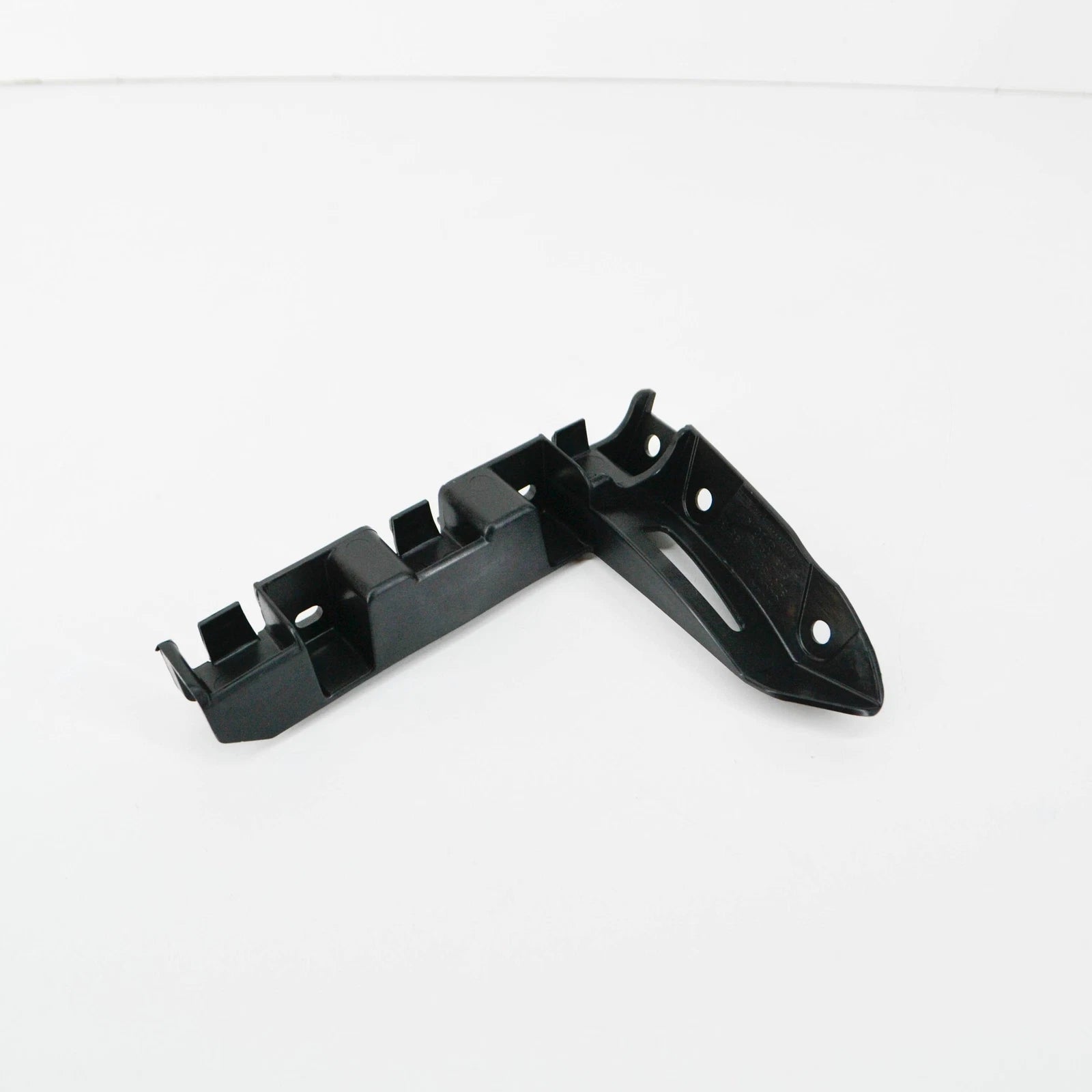 NEW AUDI TT 8J FRONT BUMPER LEFT GUIDE SECTION 8J0807183B