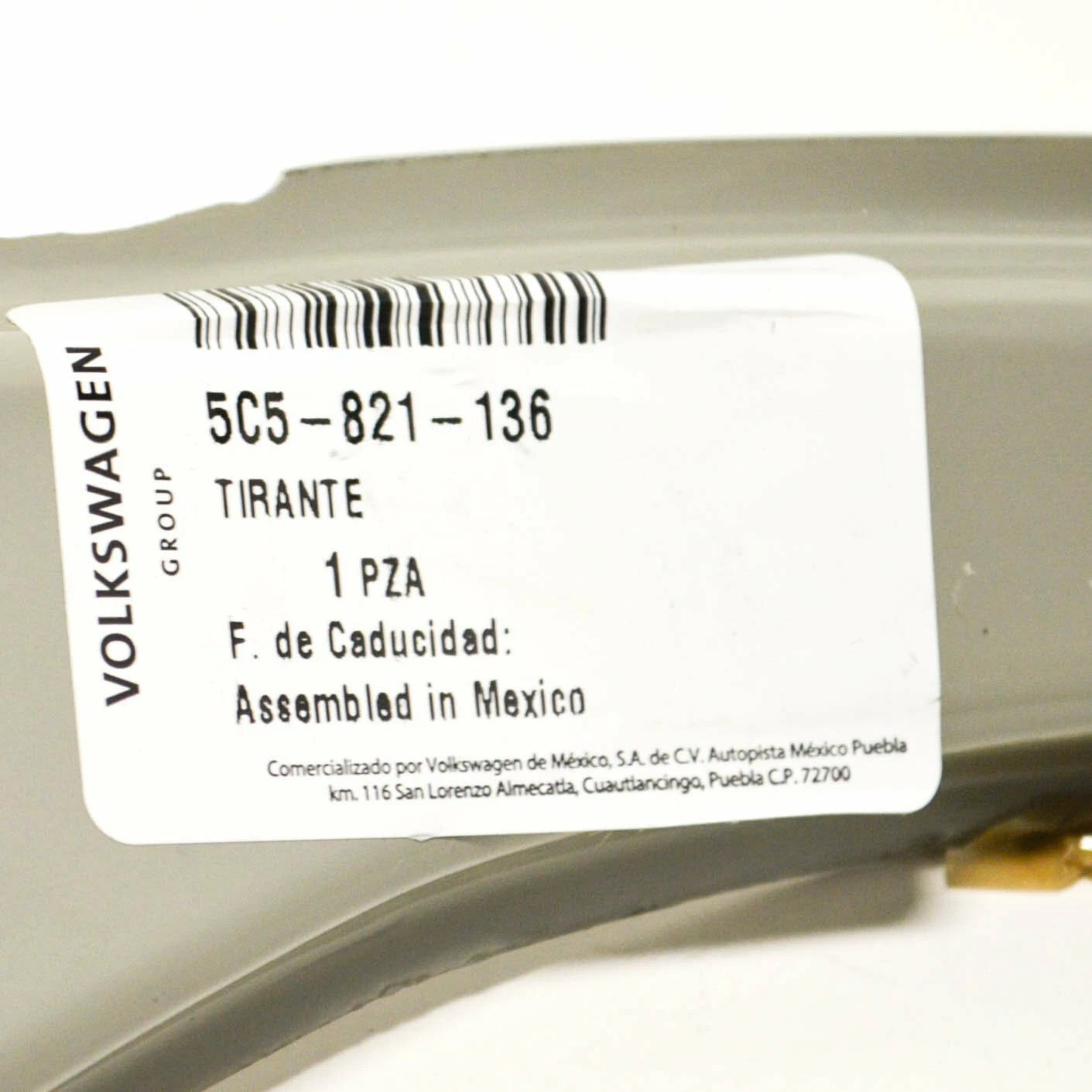 NEW VOLKSWAGEN BEETLE A5 FRONT RIGHT FENDER MOUNTING BRACKET 5C5821136