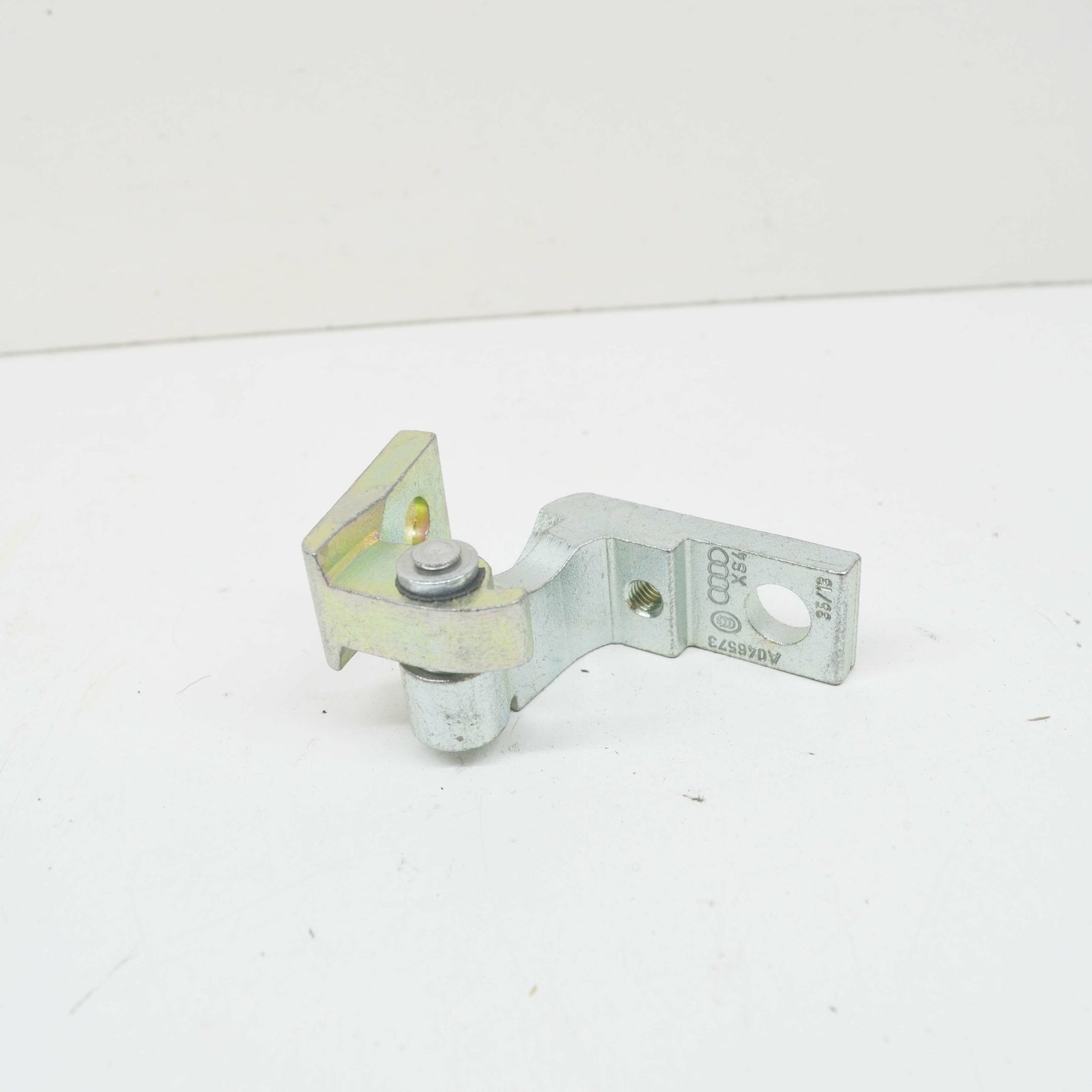 NEW AUDI A3 8P FRONT RIGHT DOOR UPPER 8E0831402B ORIGINAL