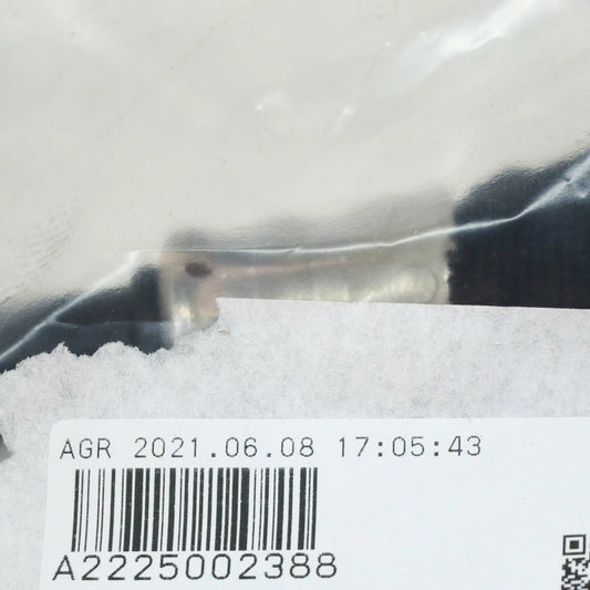 NEW MB S W222 THERMOSTAT TO RADIATOR OIL FEED LINE A2225002388 ORIGINAL