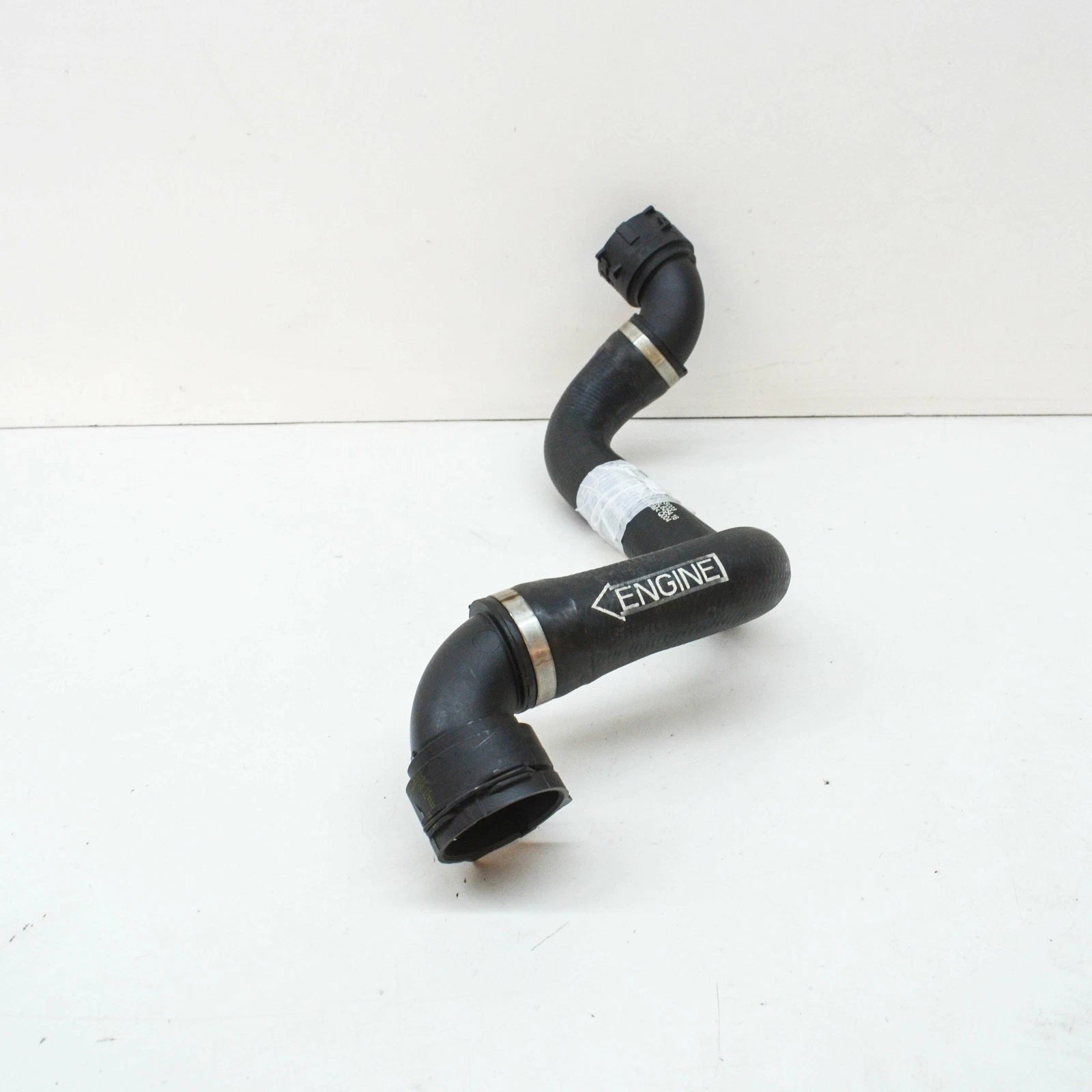 NEW MERCEDES-BENZ E W213 RIGHT WATER COOLING RADIATOR HOSE A2535014282