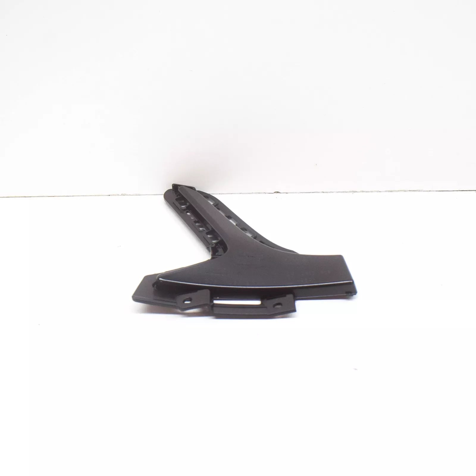 NEW AUDI A6 C8 FRONT BUMPER LEFT LOWER STRIKER PLATE 4K08076299B9 ORIGINAL