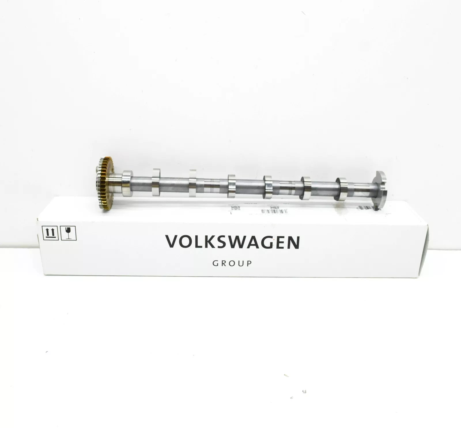 NEW VOLKSWAGEN TOUAREG CR7 INTAKE CAMSHAFT 059109011CT ORIGINAL