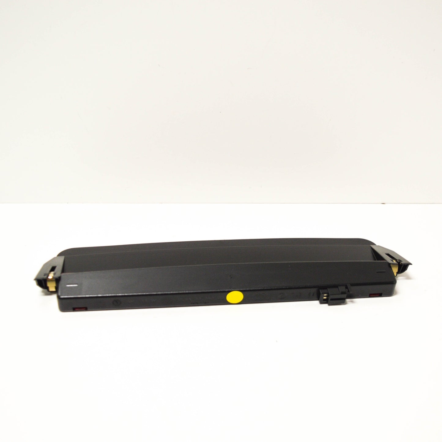 NEW VOLKSWAGEN PASSAT CC THIRD 3RD BRAKE STOP LIGHT 3C8945087 ORIGINAL