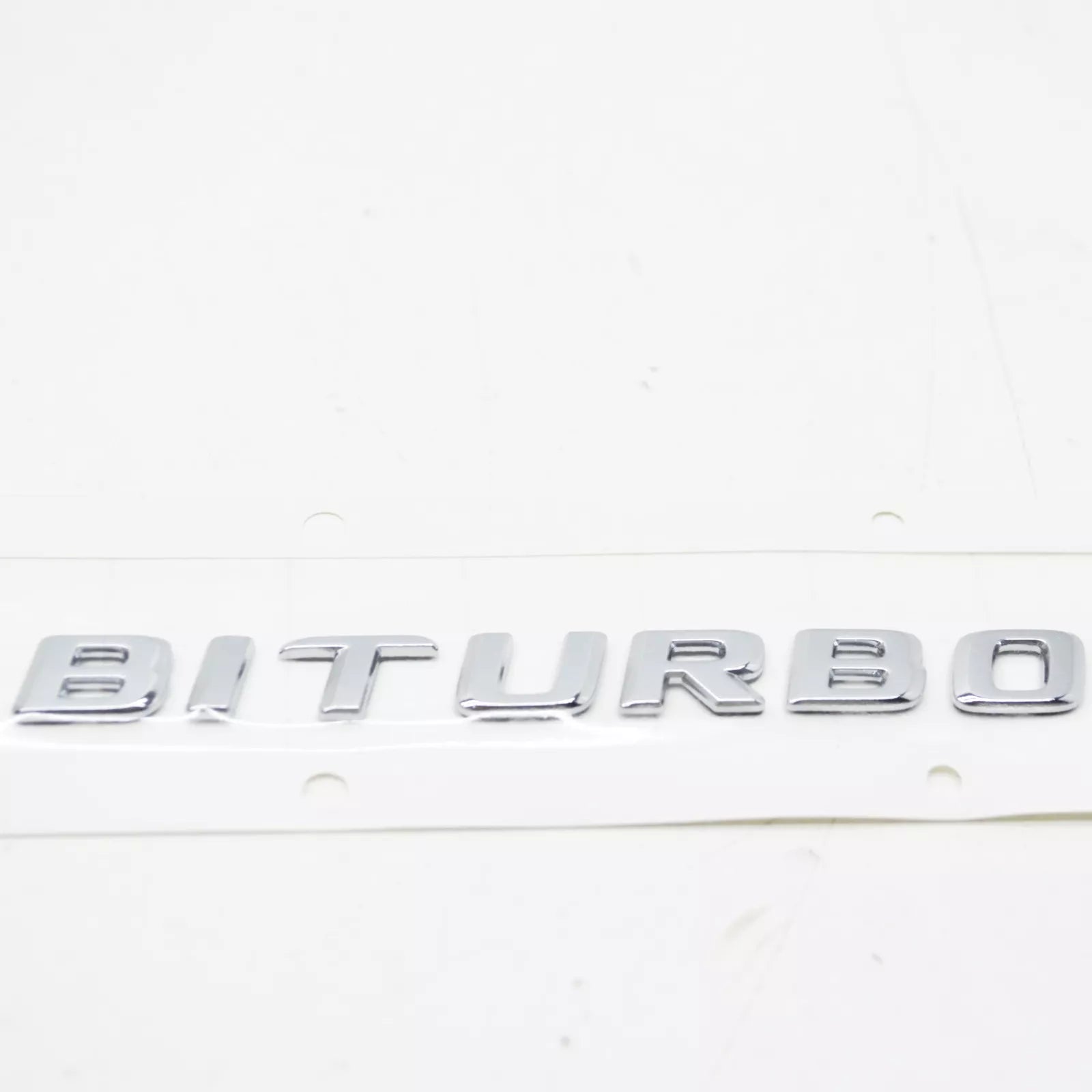 NEW MB S W222 AMG FRONT FENDER WING LETTERING BADGE A2228175200 ORIGINAL