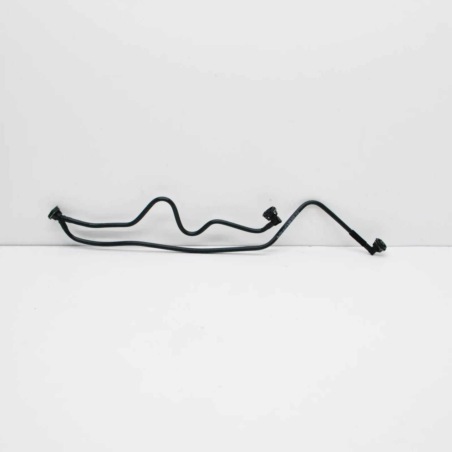 NEW MB A W176 COOLER TO COMPENSATING TANK BLEED LINE A2465010025