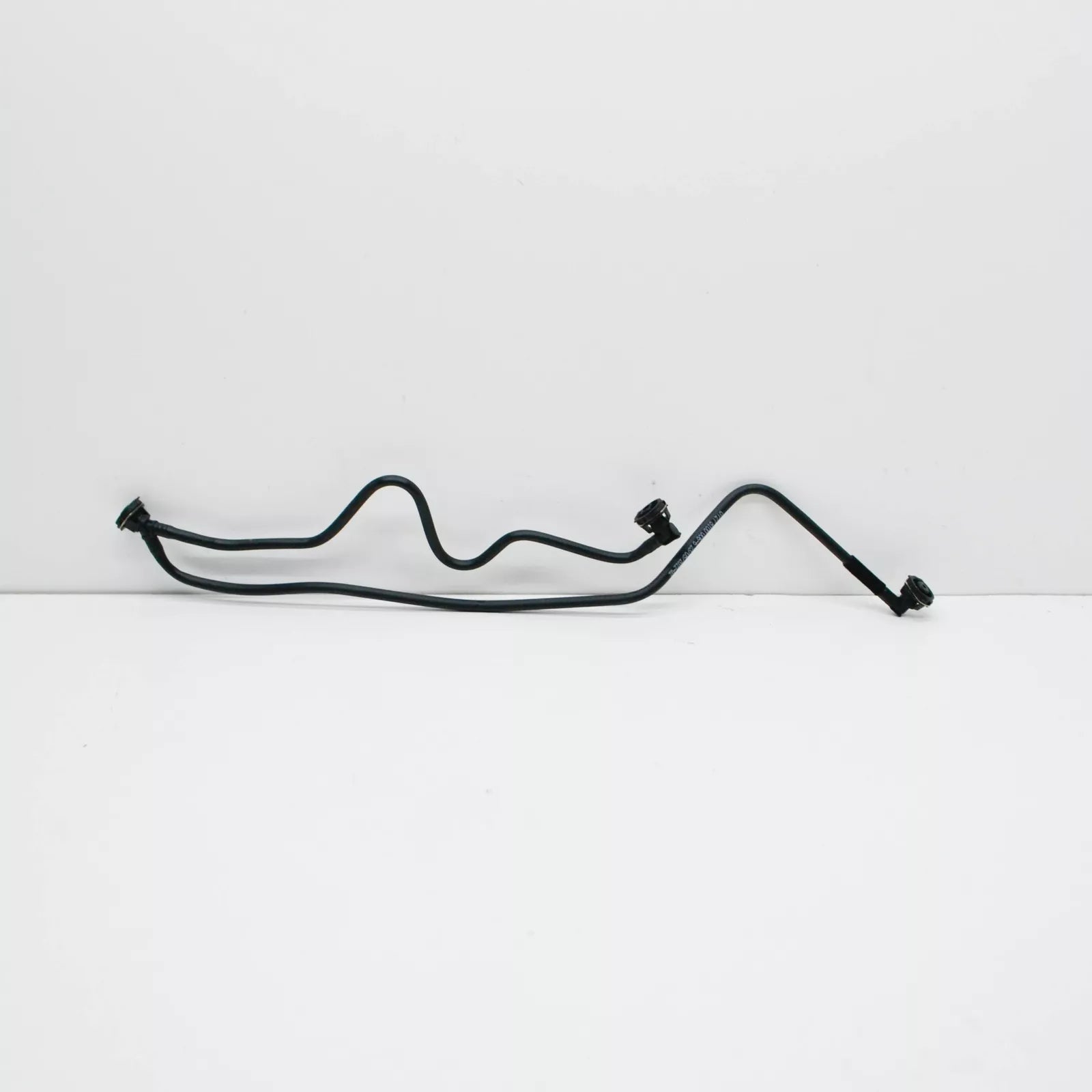 NEW MB A W176 COOLER TO COMPENSATING TANK BLEED LINE A2465010025