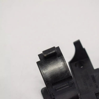 NEW BMW 5 G30 WATER PUMP BRACKET HOLDER 17118632136 8632136 ORIGINAL