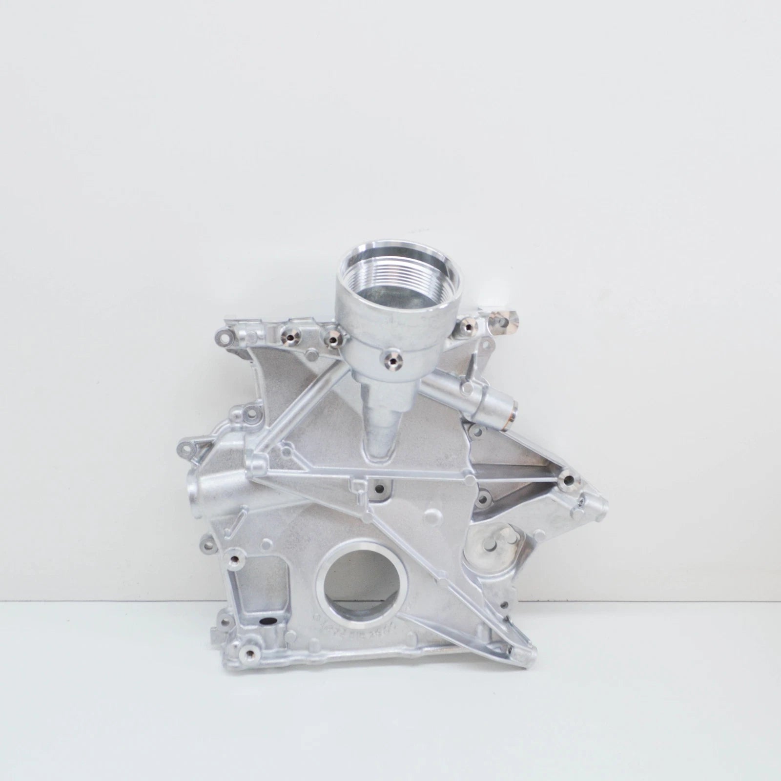 NEW MERCEDES-BENZ C W205 ENGINE TIMING CASE A2740101814 ORIGINAL