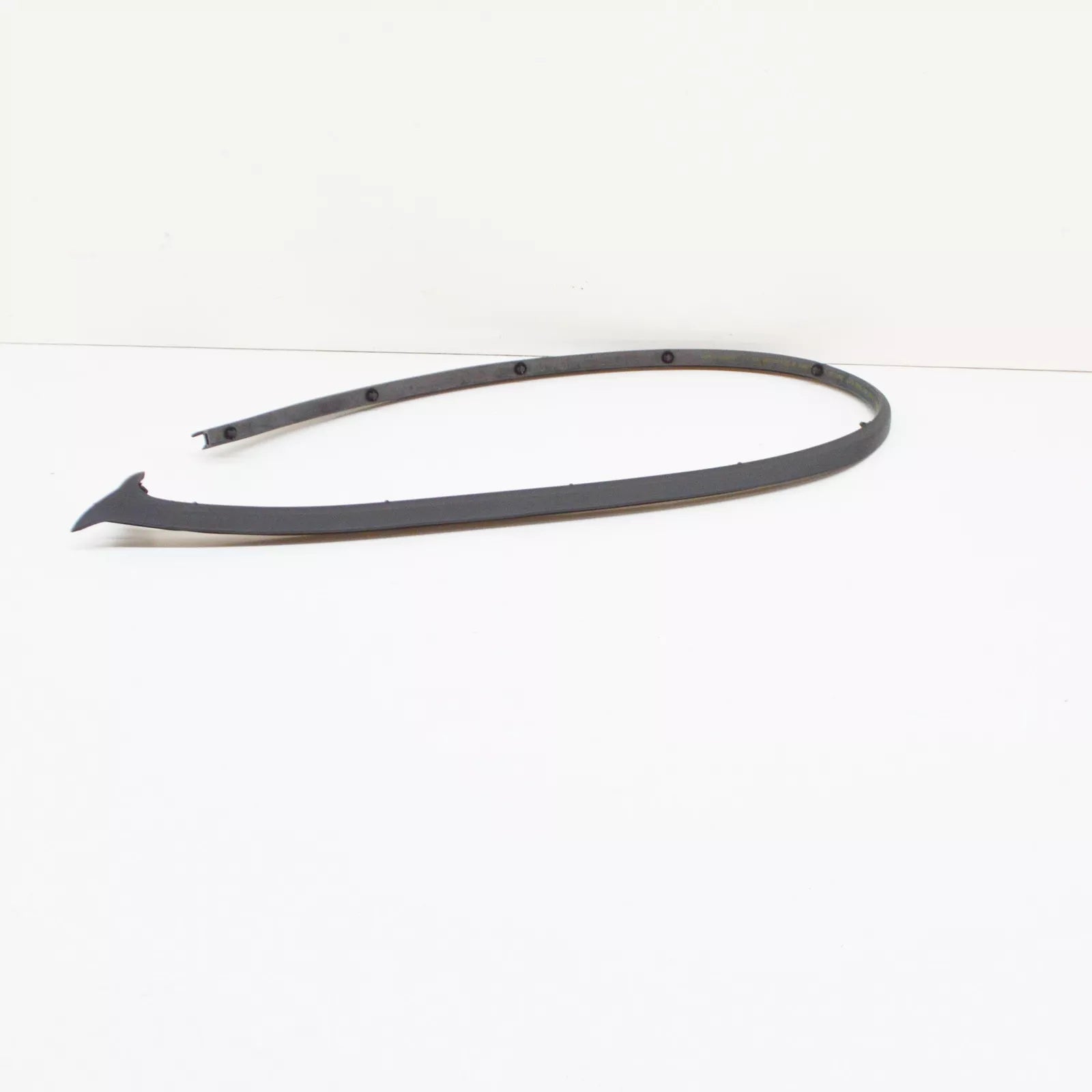 NEW VW GOLF MK5 1K DOOR SEAL OUTER LEFT LOWER W'STRIP 5K4837651B ORIGINAL