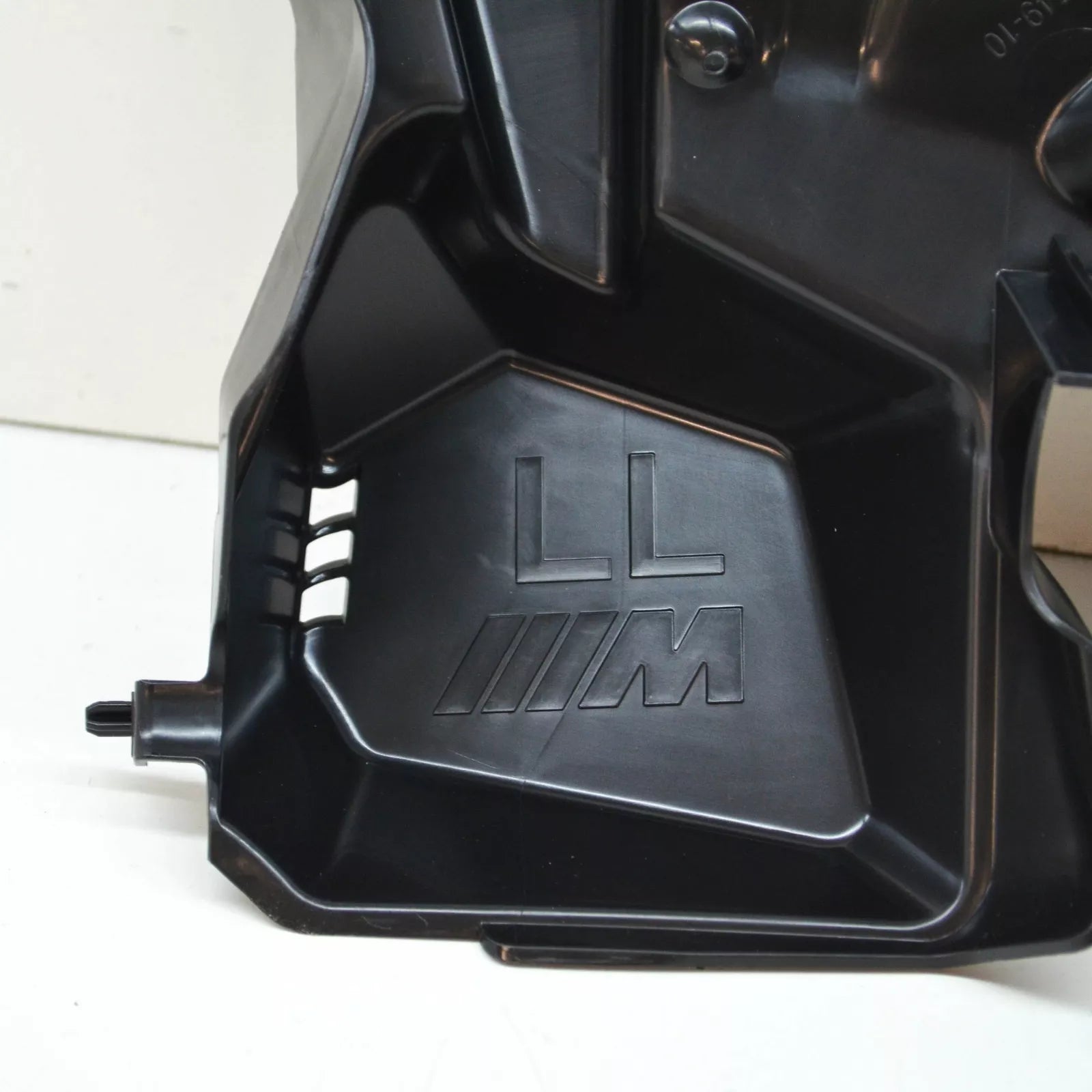 NEW BMW M2 COUPE F87 FRONT LEFT SEALING FRAME COVE 64118062776 ORIGINAL