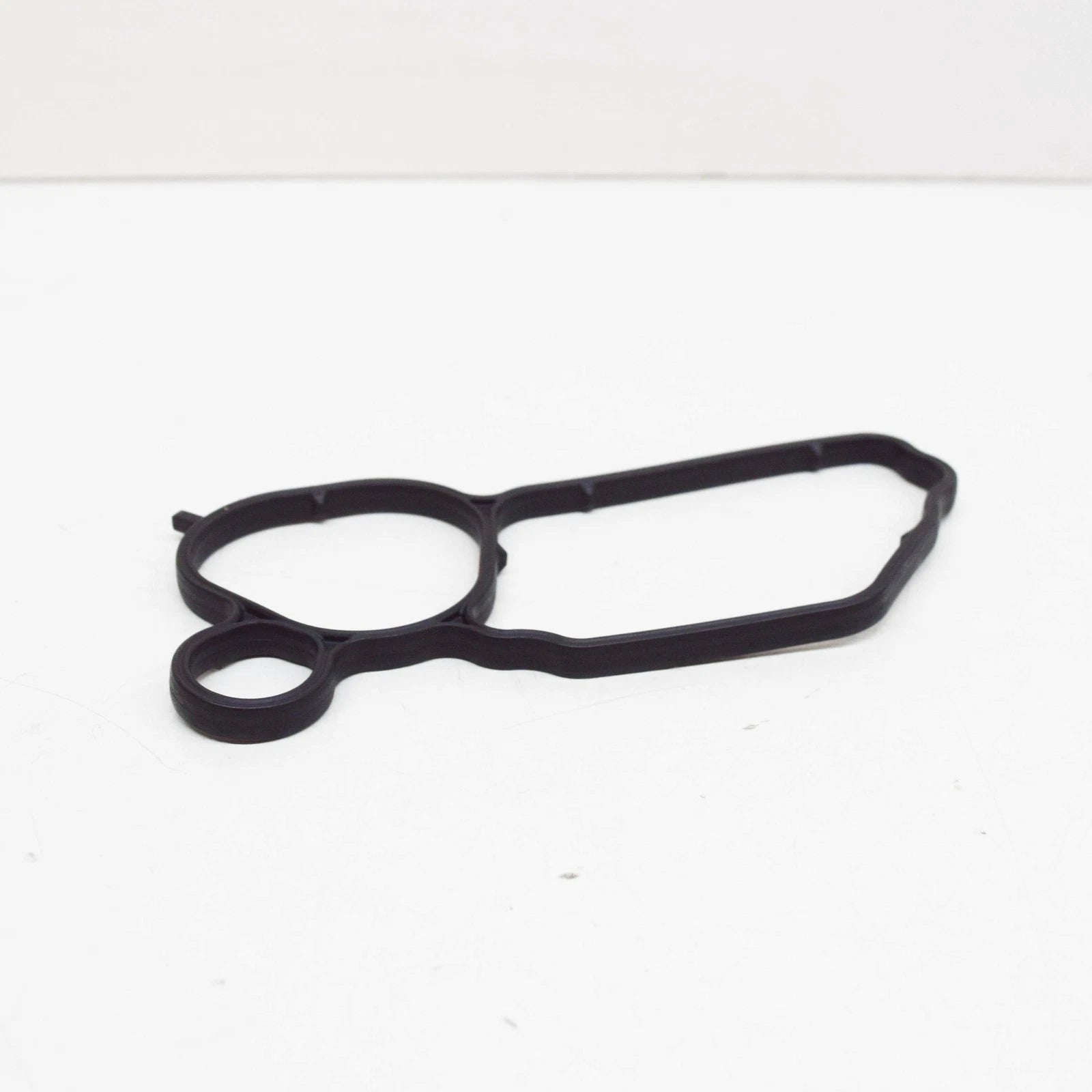 NEW MERCEDES-BENZ E W211 AMG ENGINE OIL FILTER GASKET A1561840080 ORIGINAL