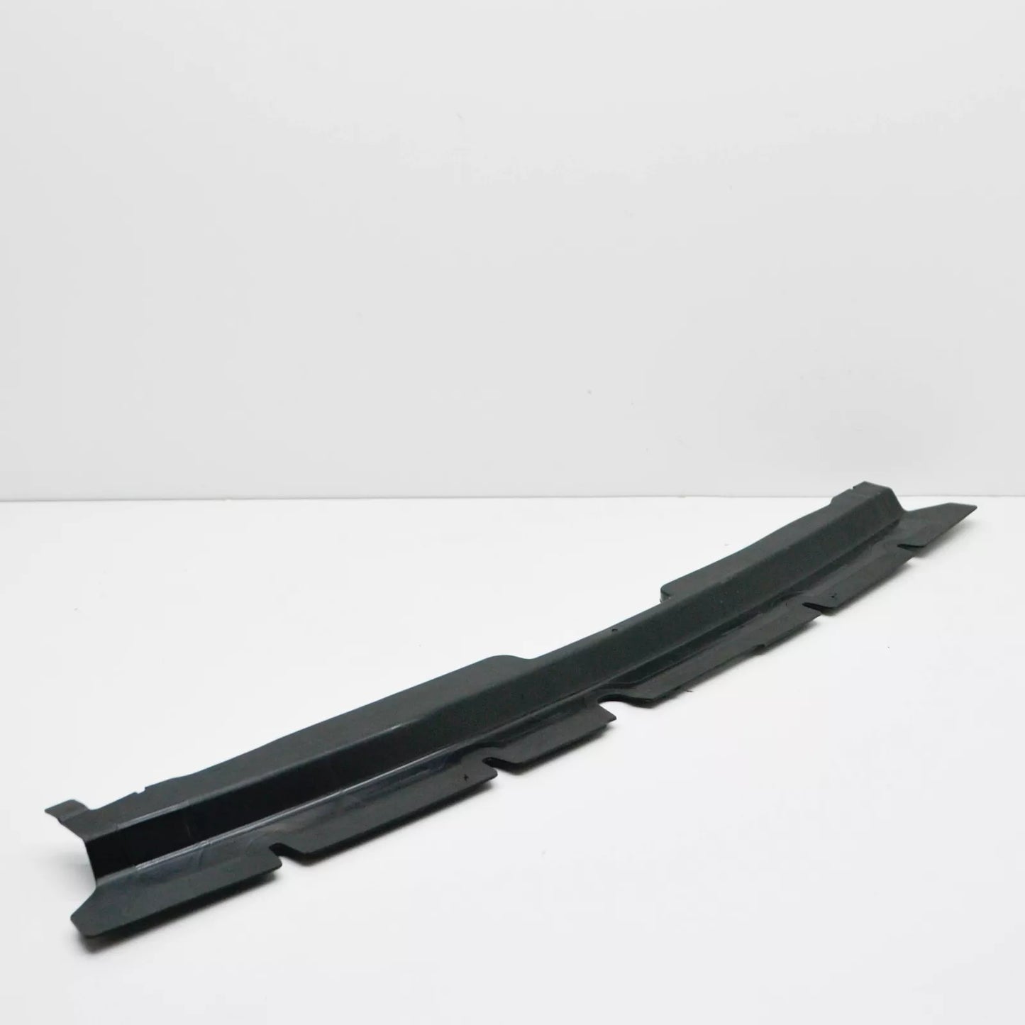 NEW VOLKSWAGEN T-CROSS C11 UPPER RADIATOR AIR GUIDE 2GM121330C 2020 ORIGINAL