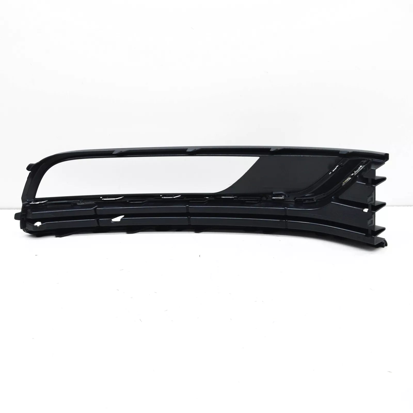 NEW VW PASSAT B7 36 FRONT LEFT BUMPER VENTILATION GRILLE 3AA8546619B9