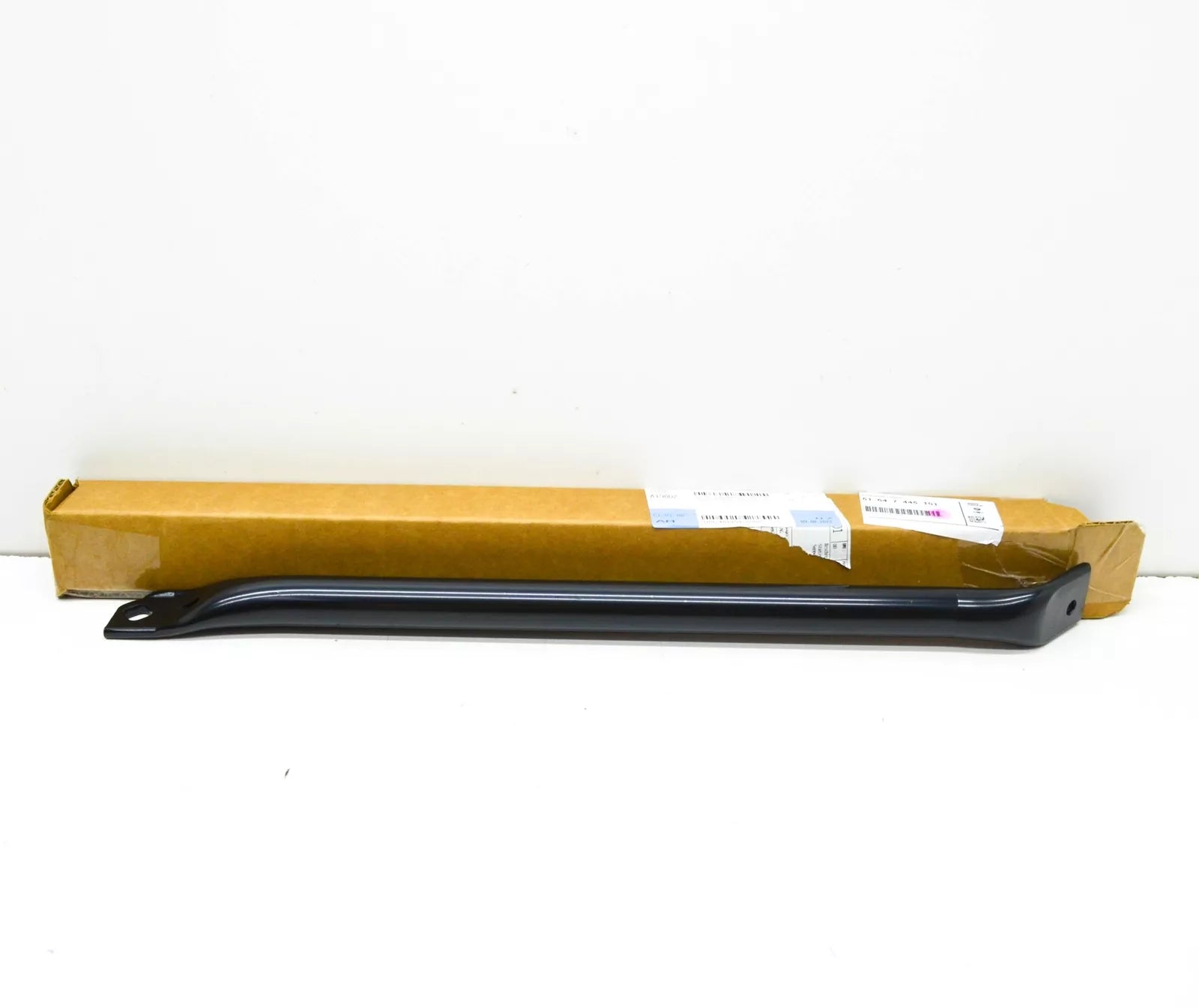 NEW BMW X5 G05 FRONT PANEL LEFT SUPPORT 51647445101