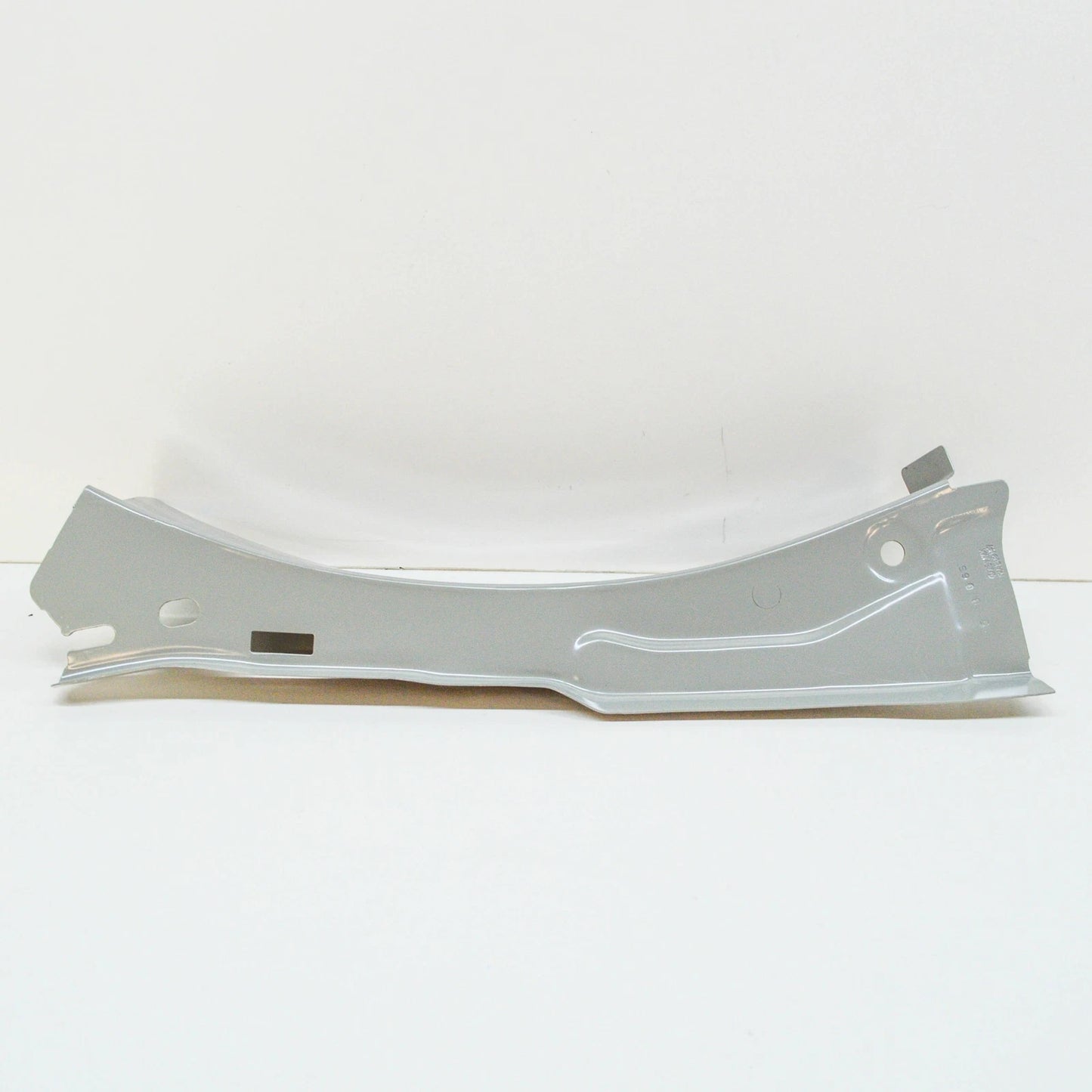 NEW VW JETTA MK7 A7 FRONT LEFT FENDER APRON REINFORCEMENT 17A809147 ORIGINAL