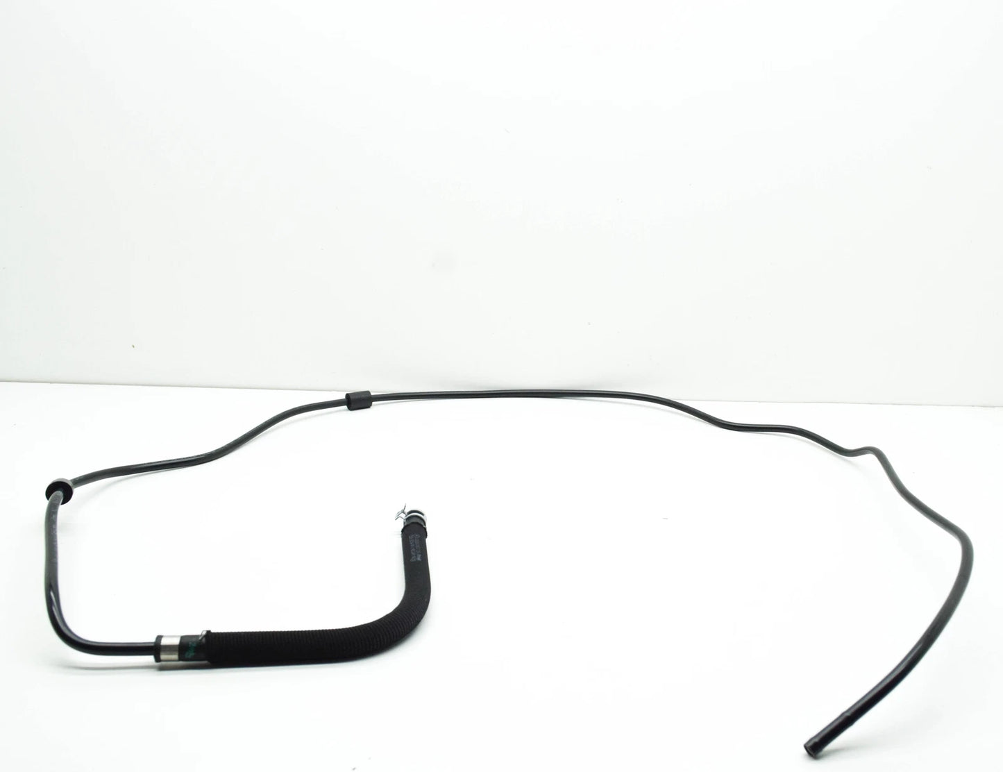 NEW MERCEDES-BENZ C W205 RETURN LINE HOSE A2058305505