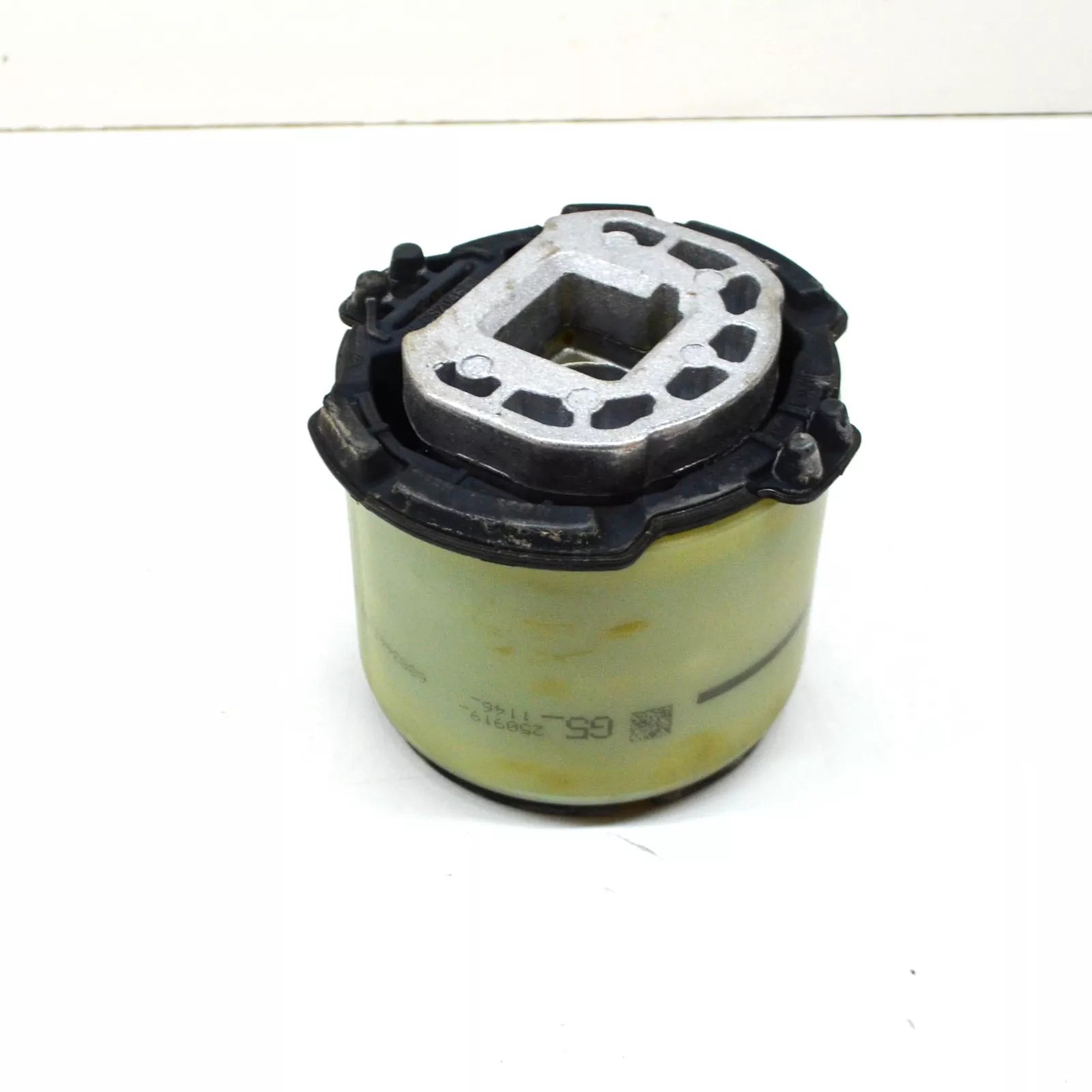 NEW BMW X5 G05 REAR AXLE FRONT HYDROBEARING 33306883443 6883443 ORIGINAL