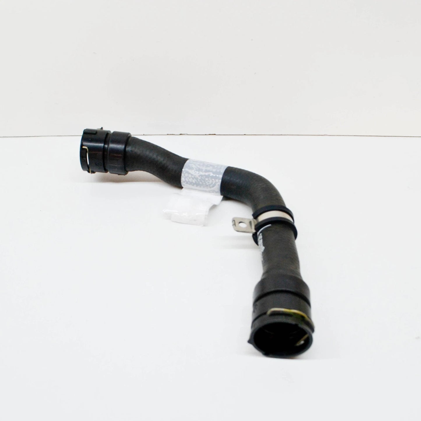 NEW MB B W246 ENGINE TO WATER PUMP FEED COOLANT HOSE A6512000182 ORIGINAL