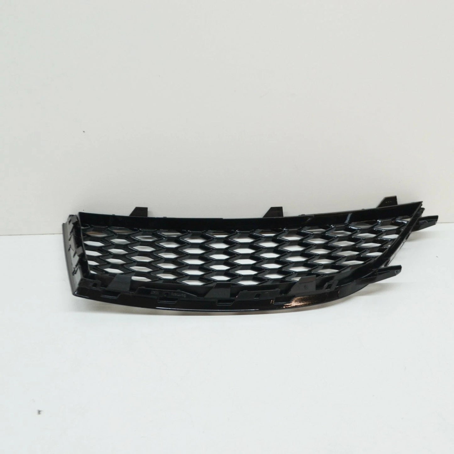 NEW AUDI A4 RS4 B8 FRONT LEFT LOWER LOWER AIR GRILLE 8K0807681P T94 GENUINE