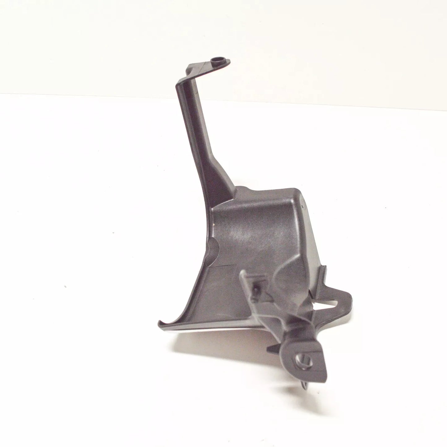 NEW BMW 1 F21 ALTERNATOR COVER 51757465335 7465335 ORIGINAL