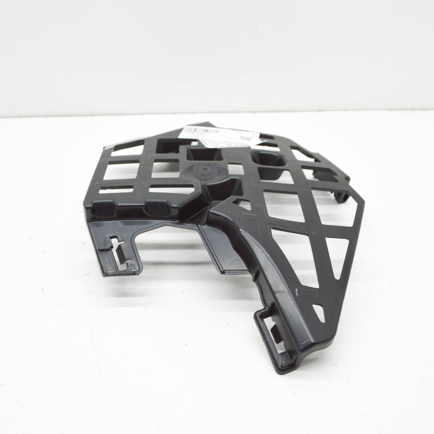 NEW VOLKSWAGEN PASSAT B8 FRONT RIGHT BUMPER BRACKET 3G0807178D 2016 ORIGINAL