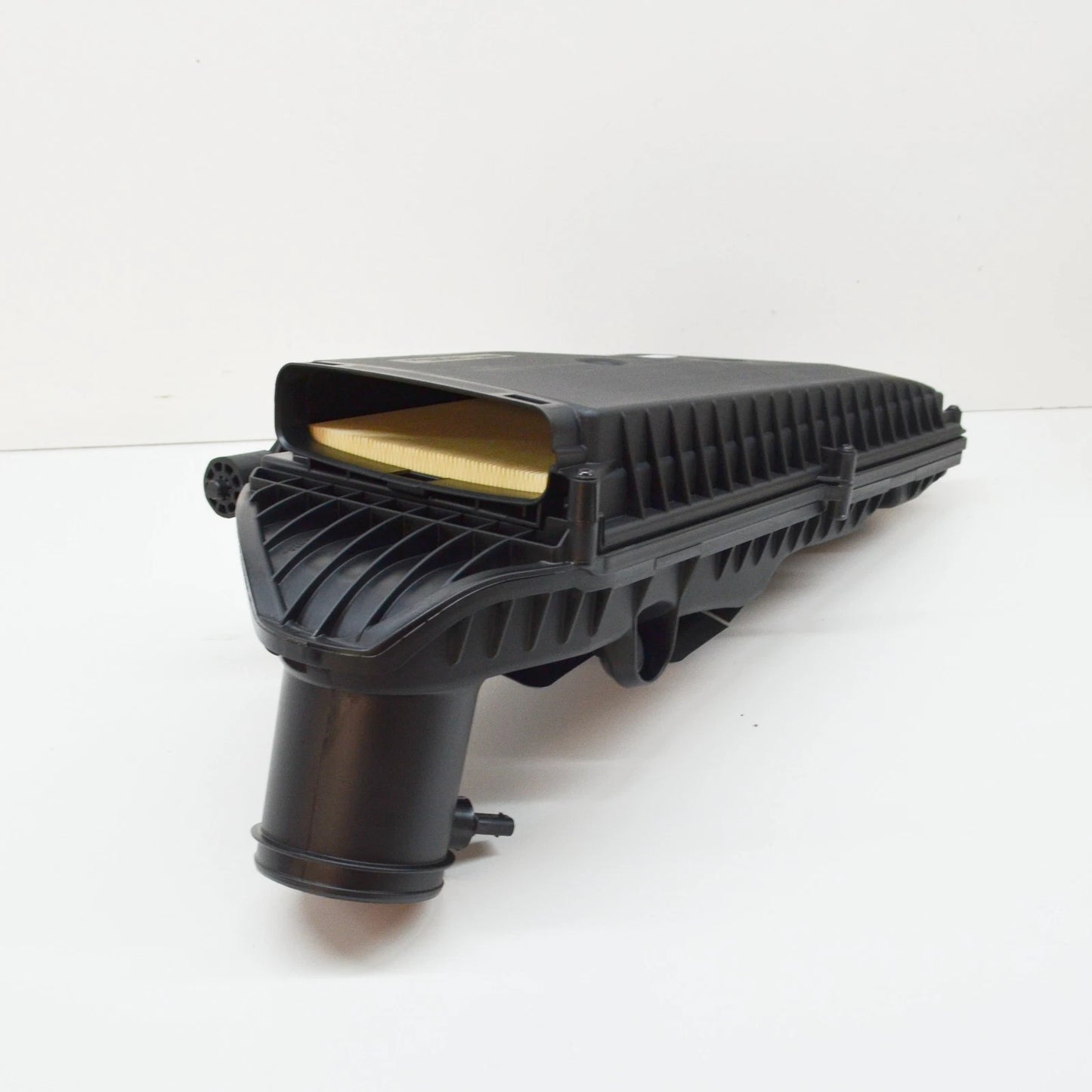 NEW MERCEDES-BENZ GLE W166 AIR FILTER BOX A2760901301 ORIGINAL