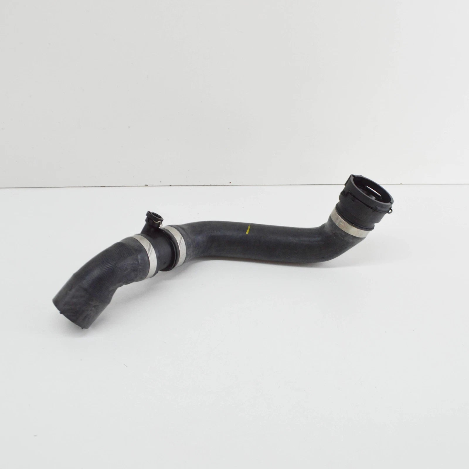 NEW MERCEDES-BENZ SL R230 AMG RADIATOR TOP COOLANT HOSE A2305011582 ORIGINAL