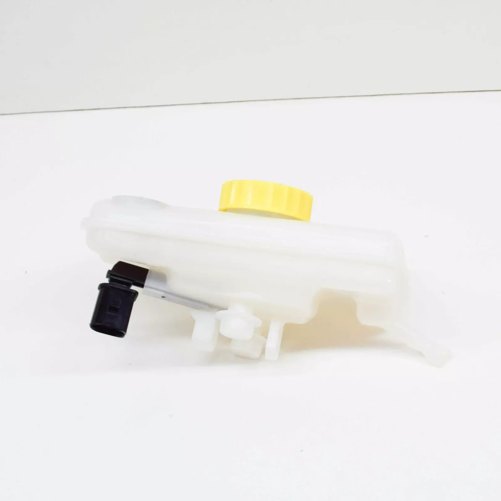 NEW AUDI A6 C6 BRAKE FLUID TANK 8E0611301G 3.0 PETROL