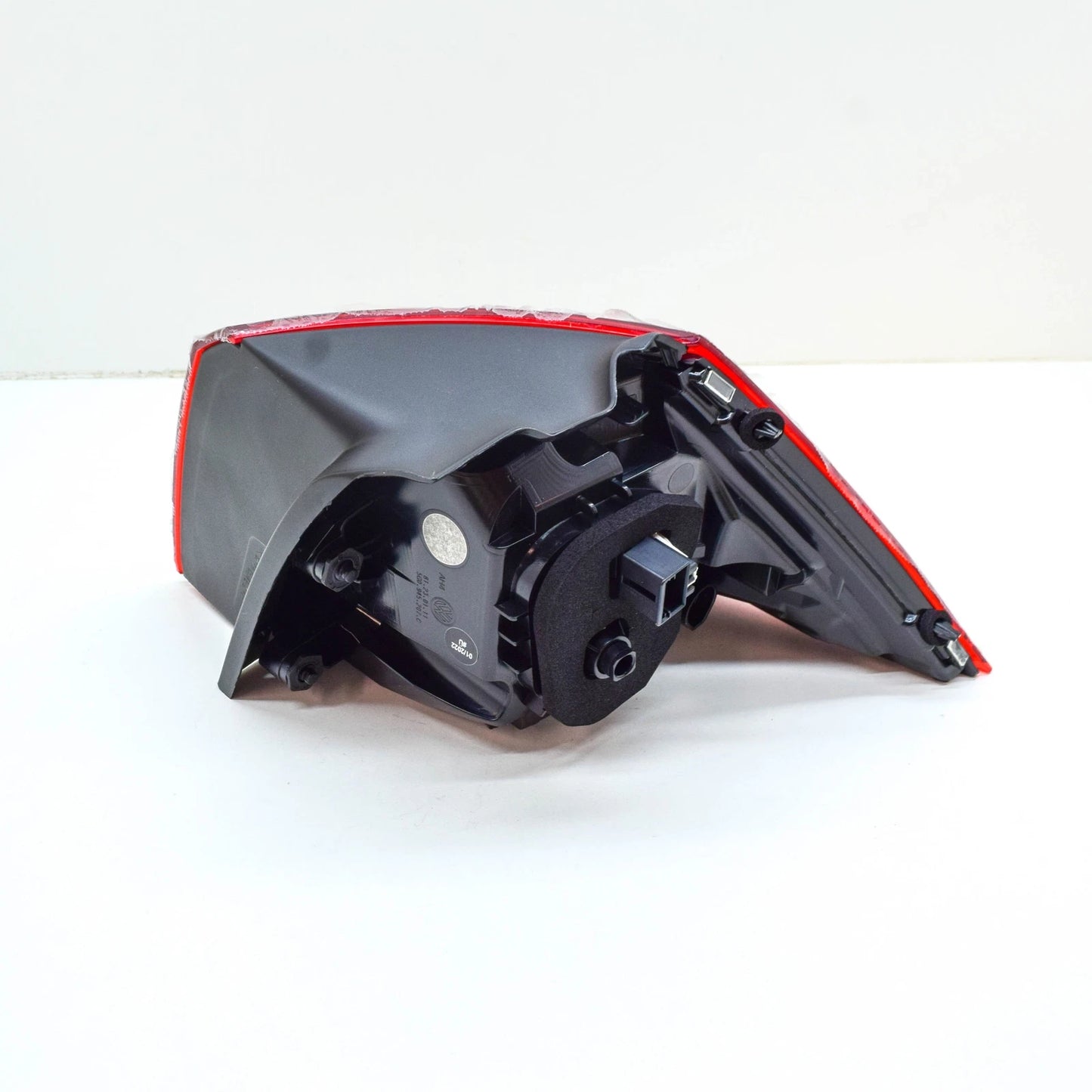NEW VW GOLF R VII REAR LEFT TAILLIGHT 5G0945207C ORIGINAL