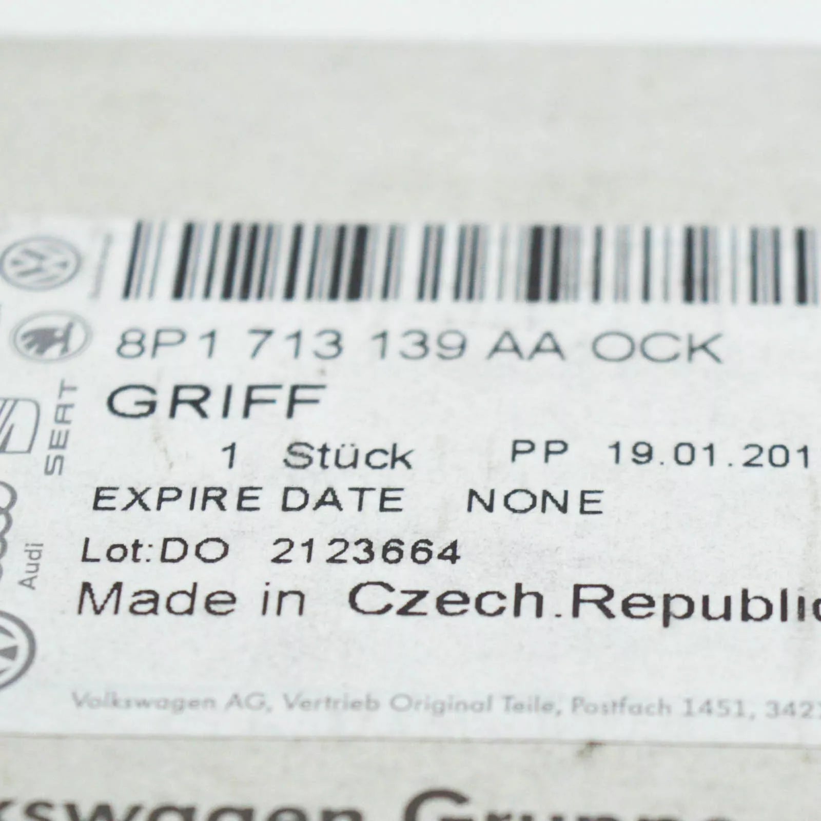 NEW AUDI A3 RS3 8P AUTOMATIC GEAR SHIFT KNOB LHD 8P1713139AAOCK ORIGINAL