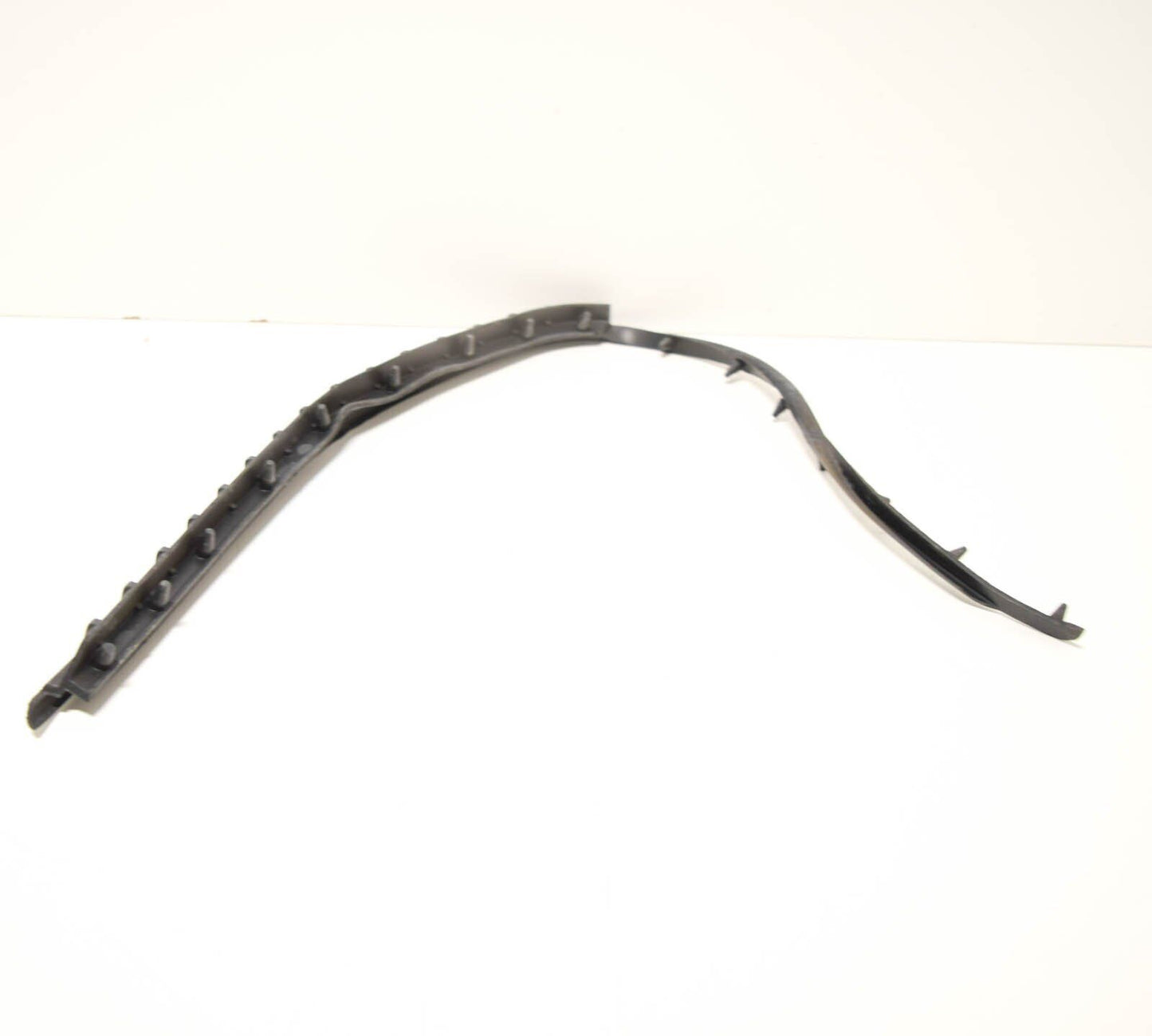 NEW MERCEDES-BENZ S W140 FRONT RIGHT HEADLIGHT SEAL LOWER A1408260680 ORIGINAL