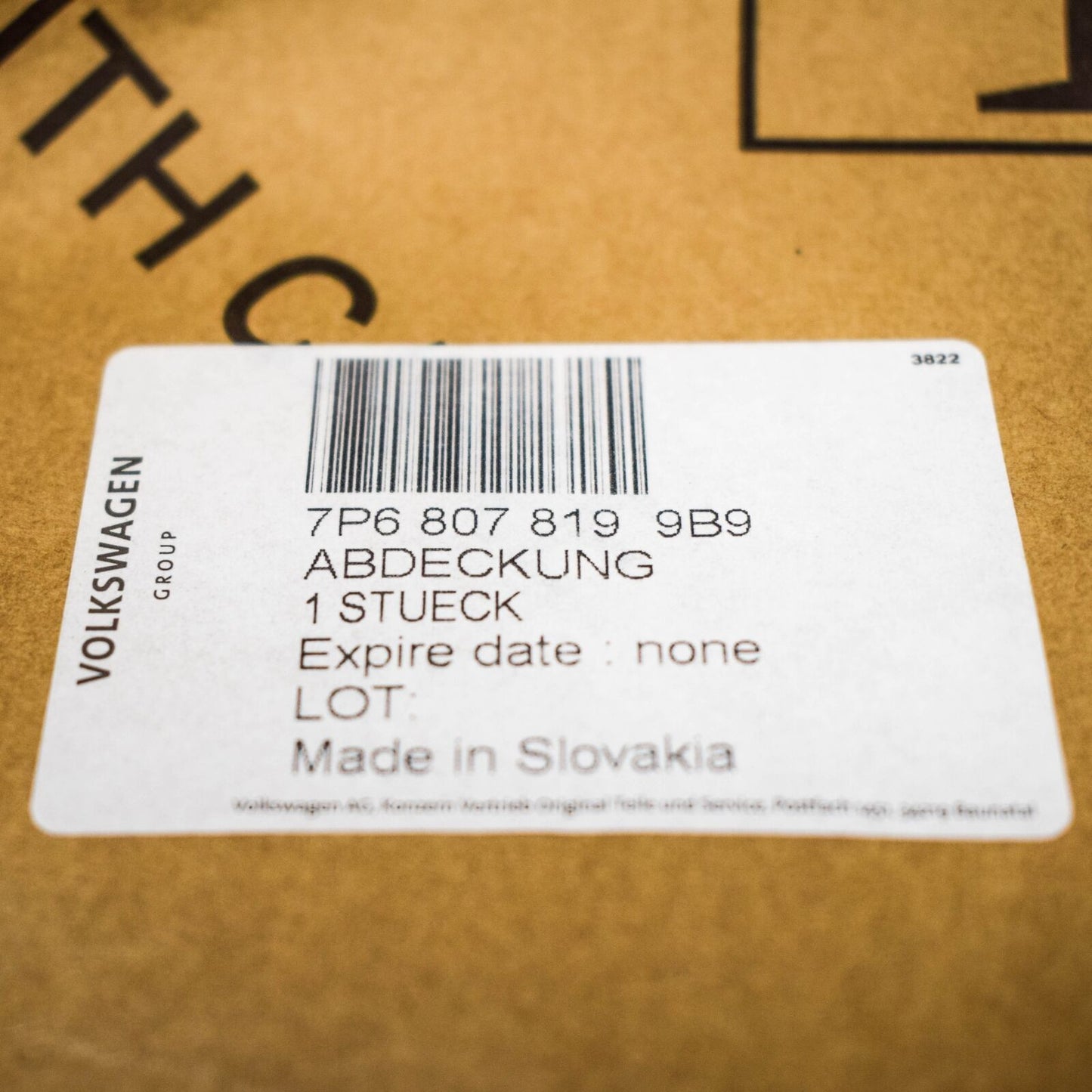 NEW VW TOUAREG 7P R LINE FRONT BUMPER LEFT FOG LIGHT TRIM 7P68078199B9 ORIGINAL