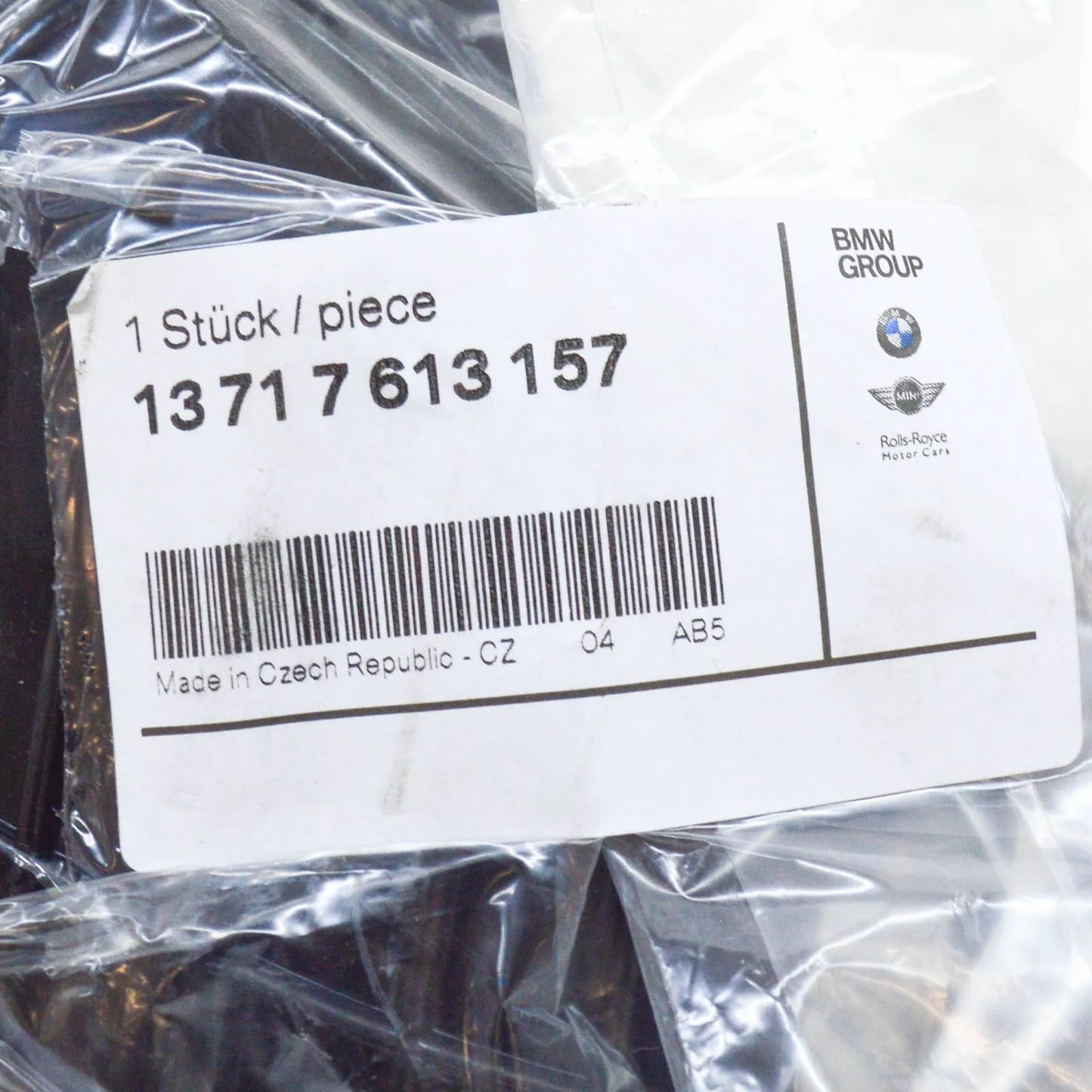 NEW BMW 3 F30 AIR INTAKE DUCT 13717613157 7613157 2012 ORIGINAL