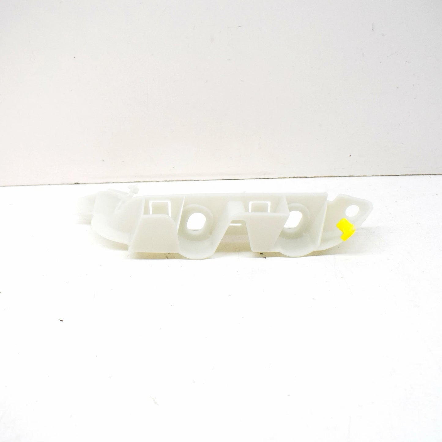 NEW AUDI A4 B9 FRONT LEFT BUMPER BRACKET GUIDE UPPER 8W0807283E ORIGINAL