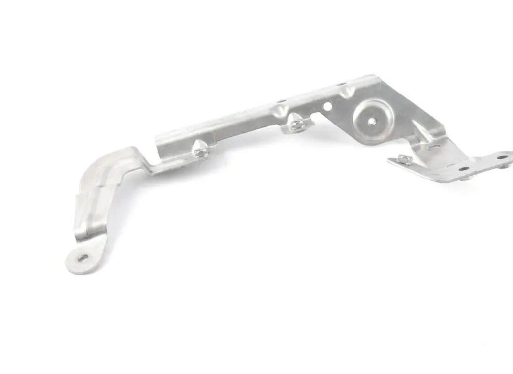 new bmw 2 coupe f22, f87 left hydraulic line bracket 17217628760 7628760