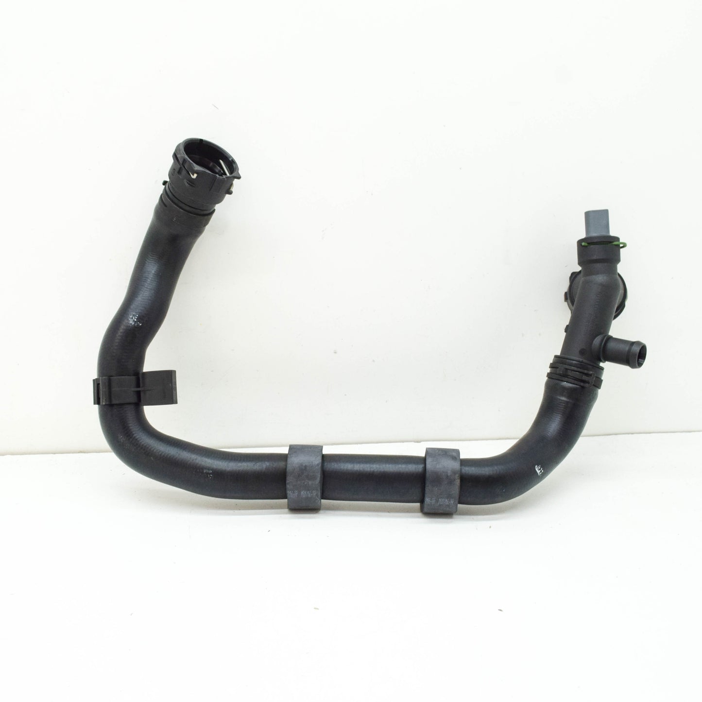 new audi q2 right water coolant hose 5q0122051eg original