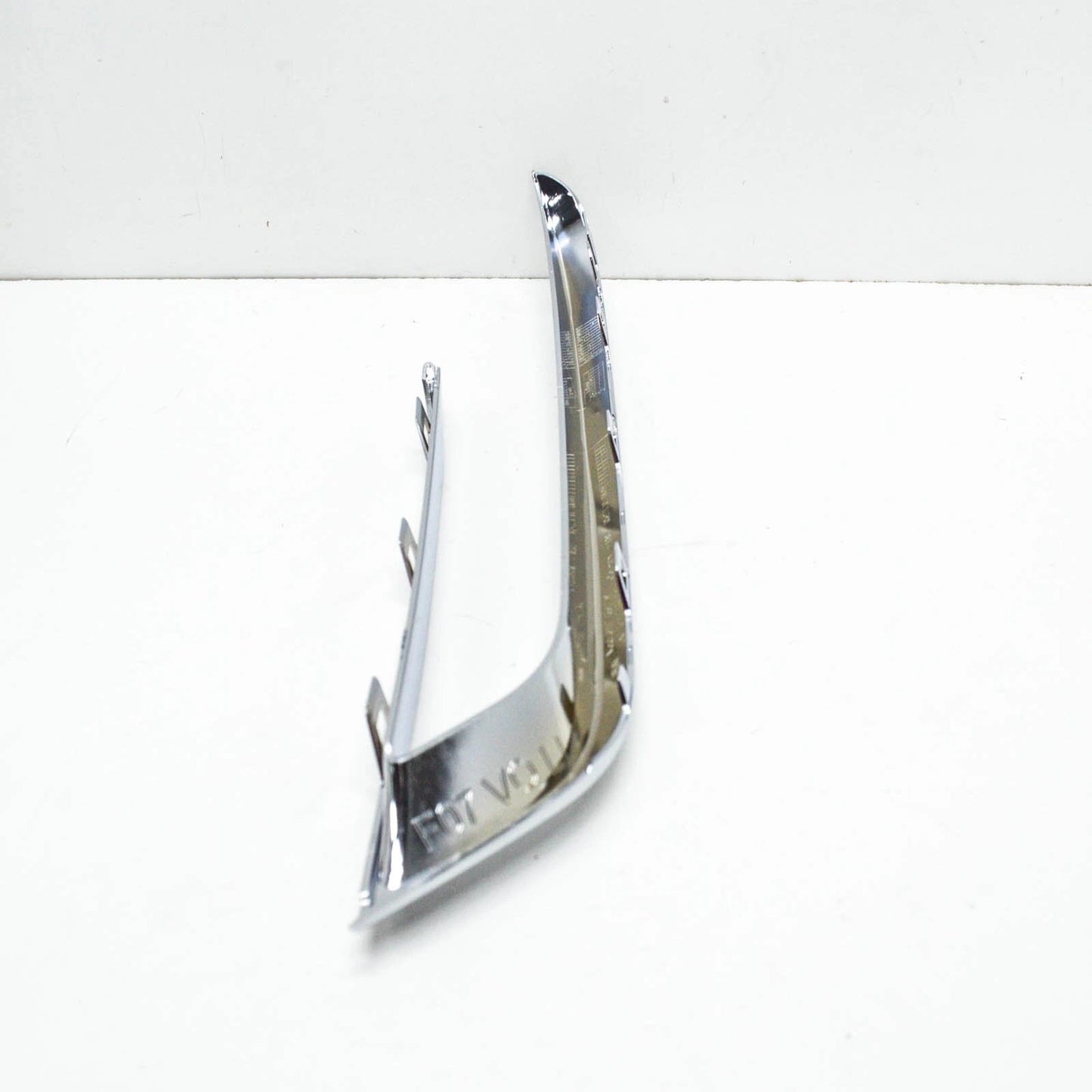 NEW BMW 5 GT F07 FRONT BUMPER LEFT PROTECTIVE STRIP LUXURY 51117331721 ORIGINAL