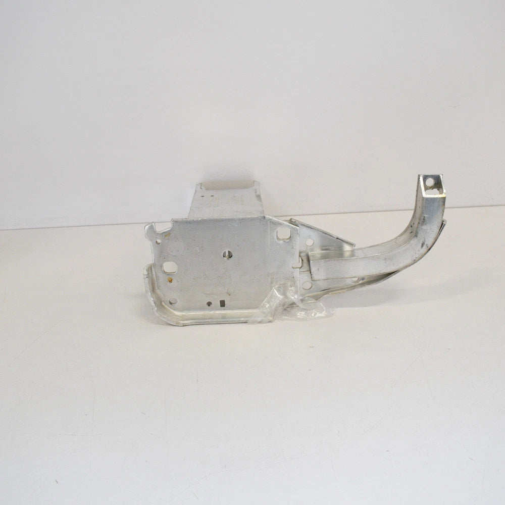 NEW AUDI A6 C7 FRONT CRASH BAR LEFT BRACKET 4G0807133E 12-17